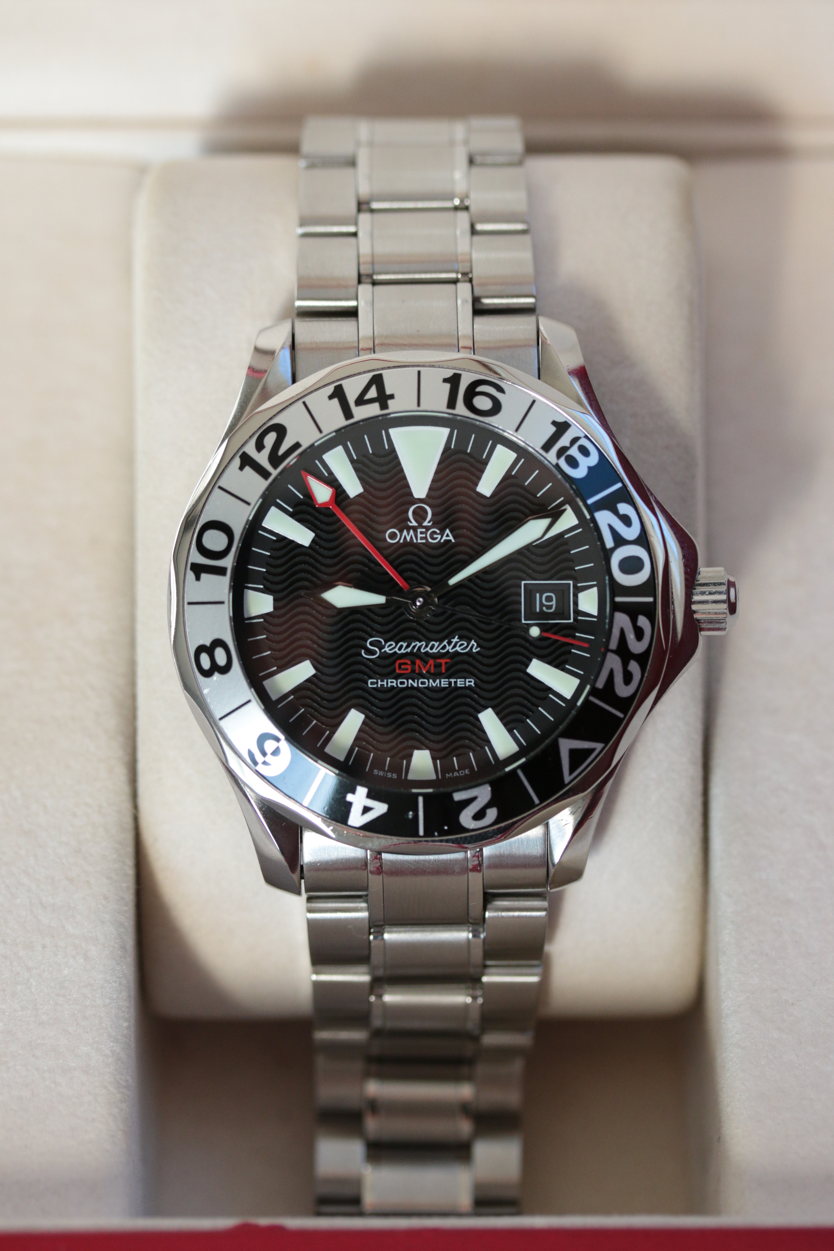 omega seamaster gmt 50th anniversary bracelet