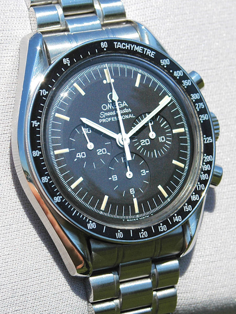 omega speedmaster lug to lug