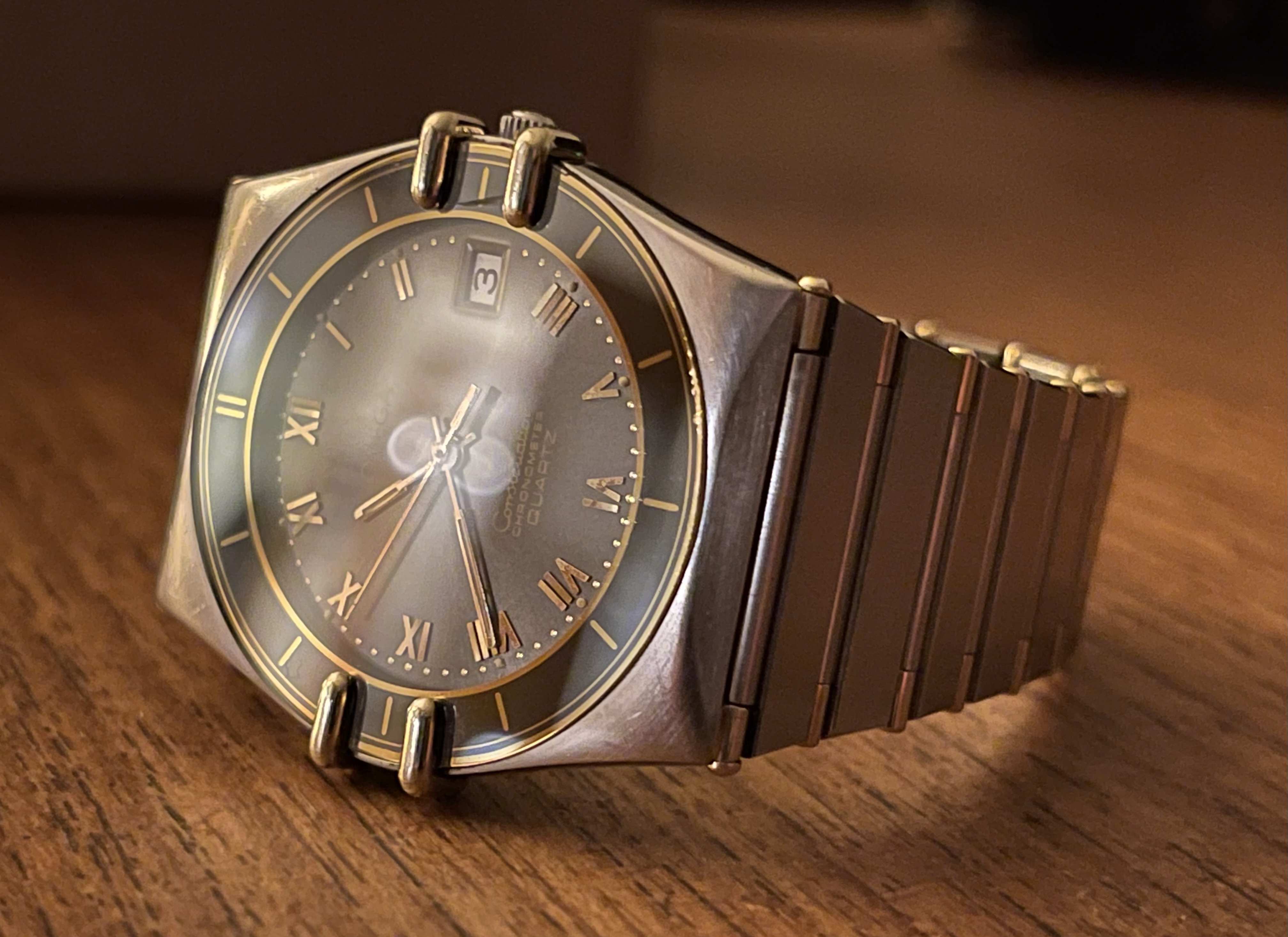 Omega constellation hotsell manhattan 1982