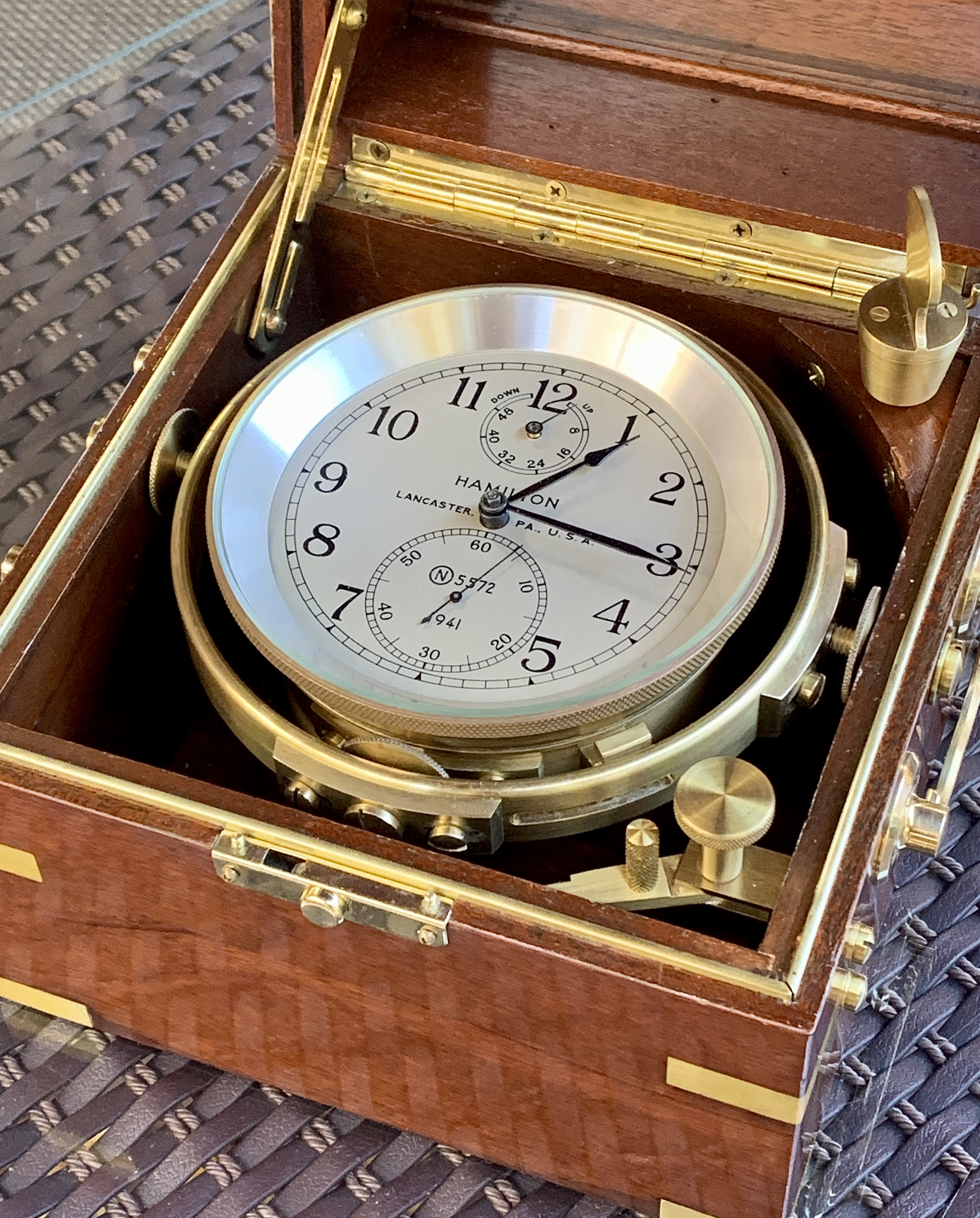 Marine chronometer outlet hamilton