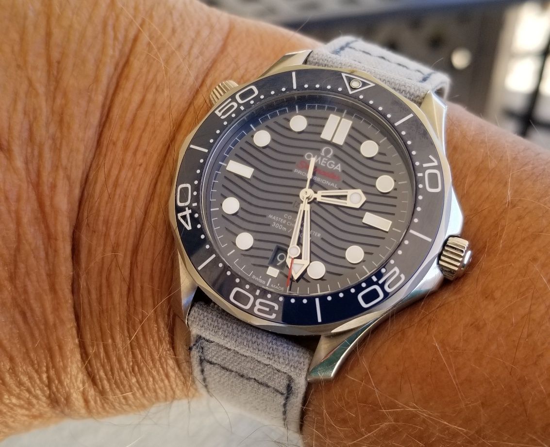 Brand New Seamaster 300 2018 leaking water Omega Forums