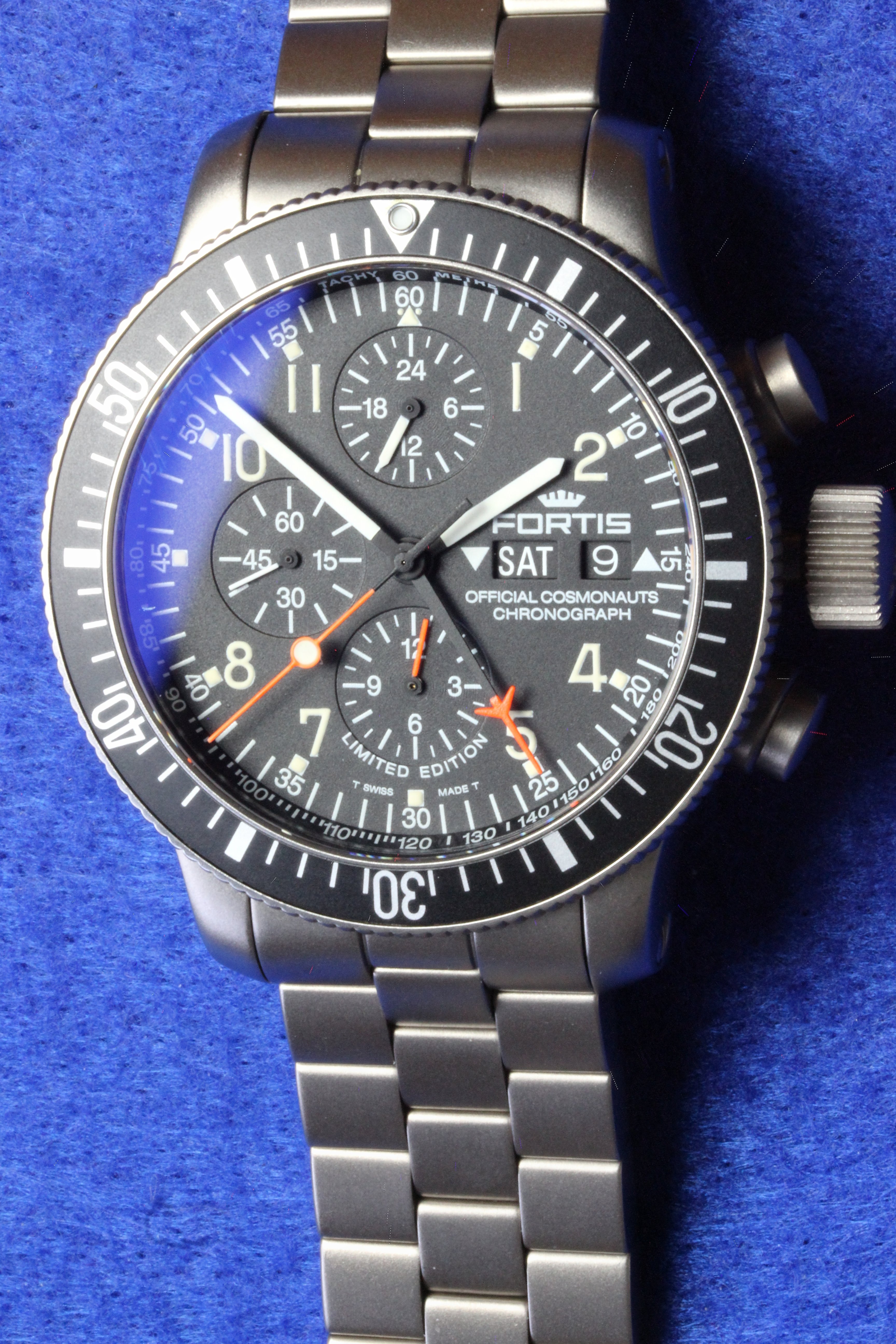 Fortis b hotsell 42 cosmonaut chronograph