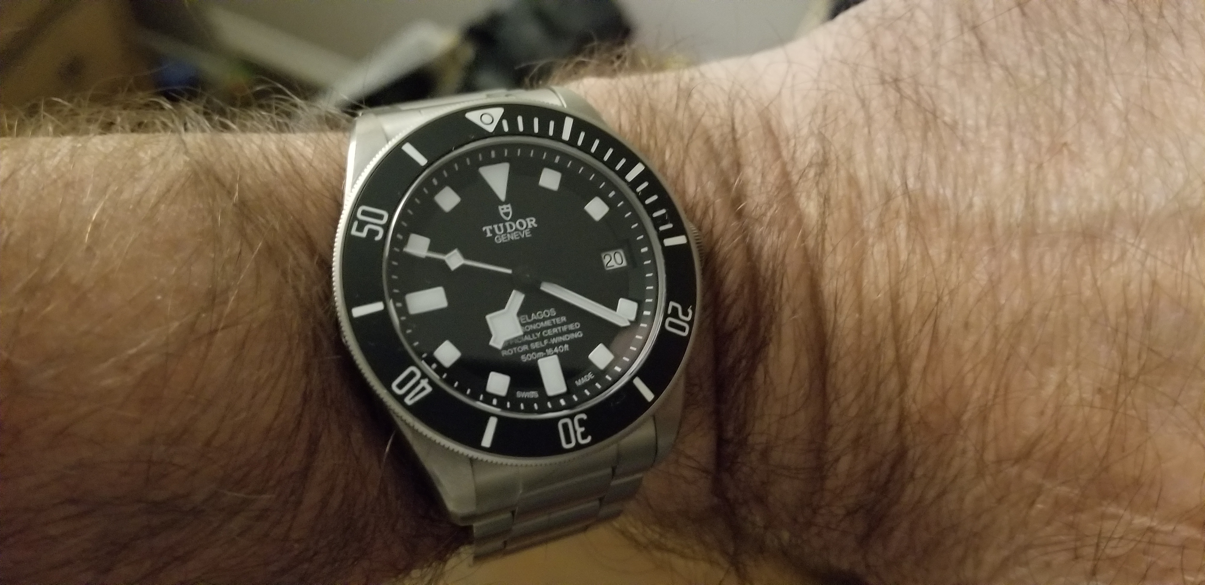 Omega seamaster 300m outlet vs tudor pelagos