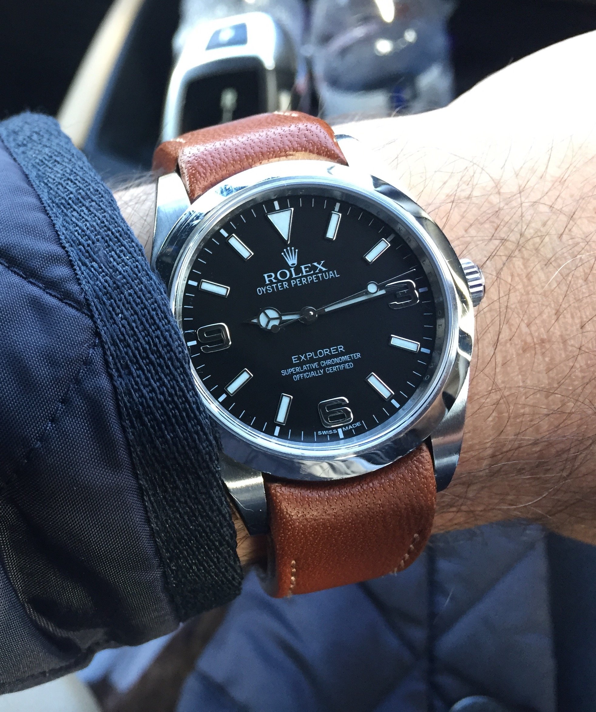 oyster perpetual 39 leather strap