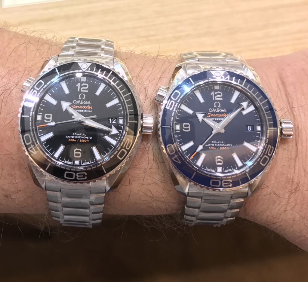 Planet ocean 8900 outlet vs submariner