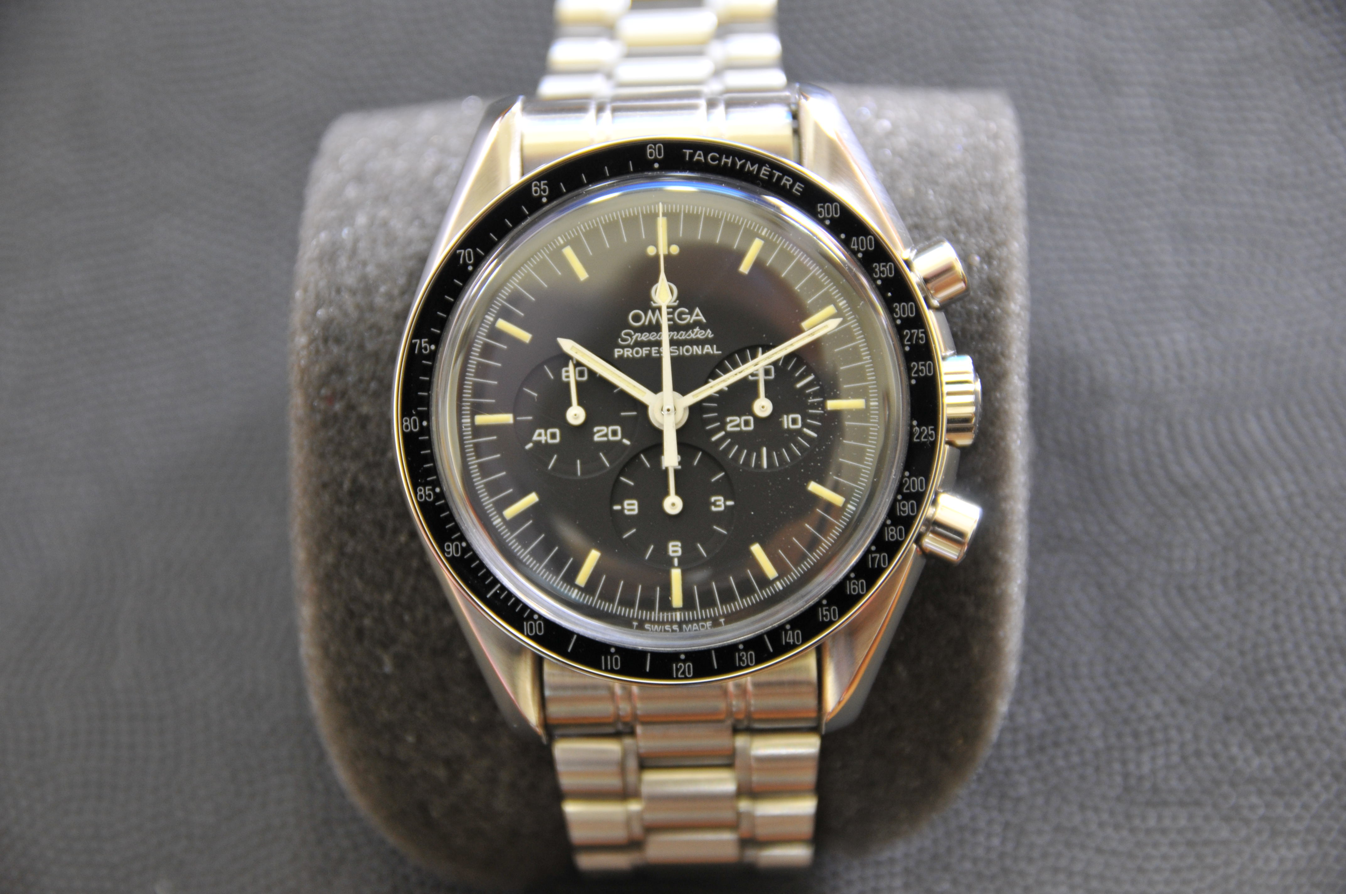 SOLD THANKS A MIL OMF Omega Speedmaster Professional Apollo XI