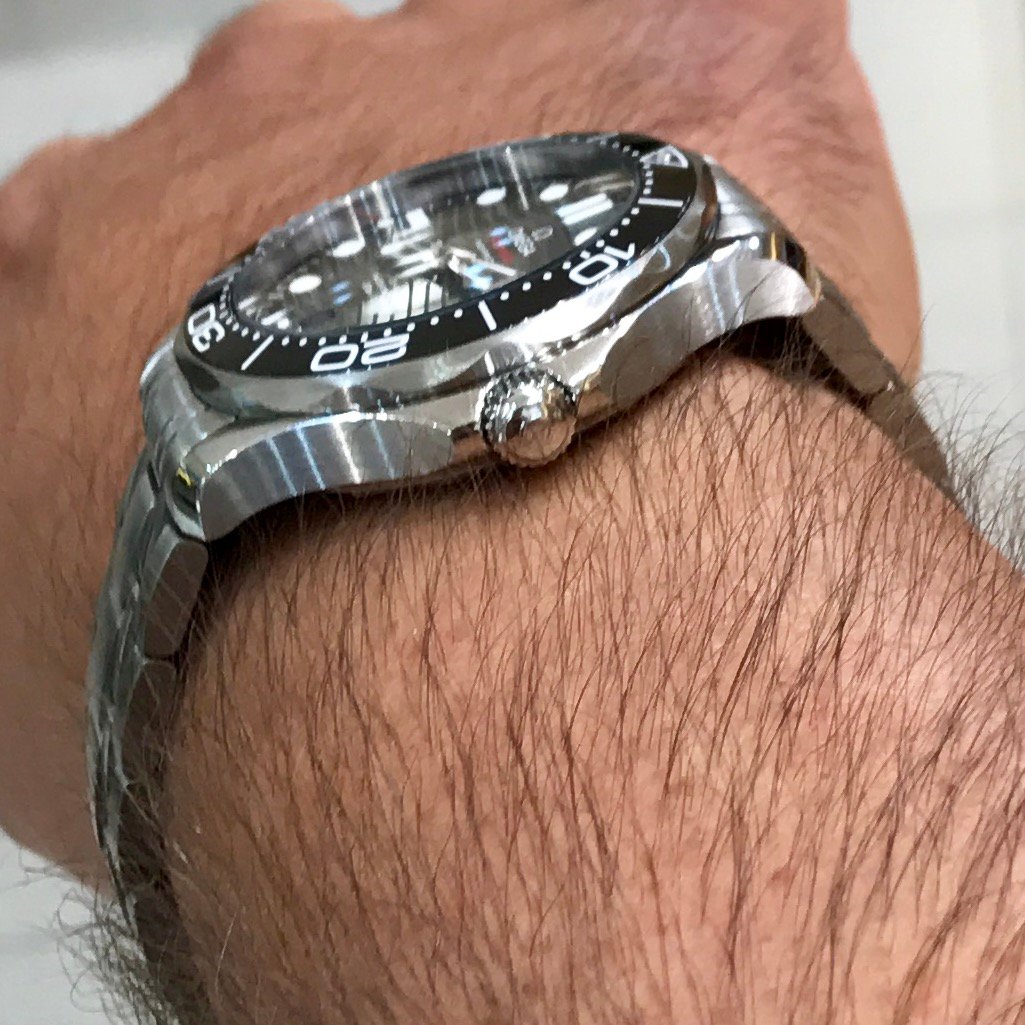 Omega seamaster 300m outlet vs tag heuer aquaracer