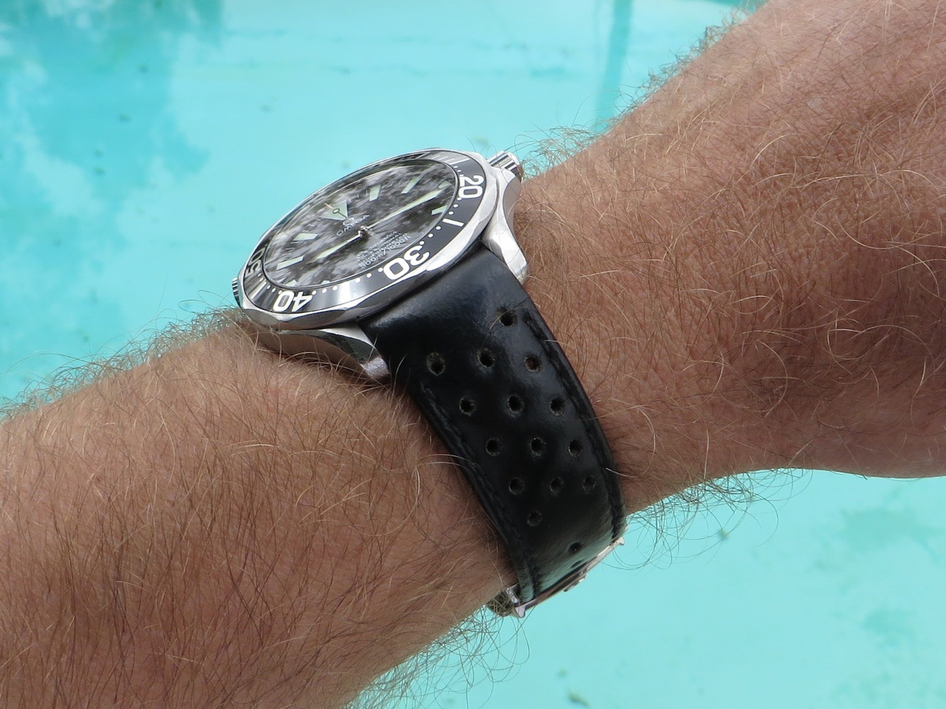 Anyone Put A Leather Strap On The Black Seamaster Diver 300m Omega Forums