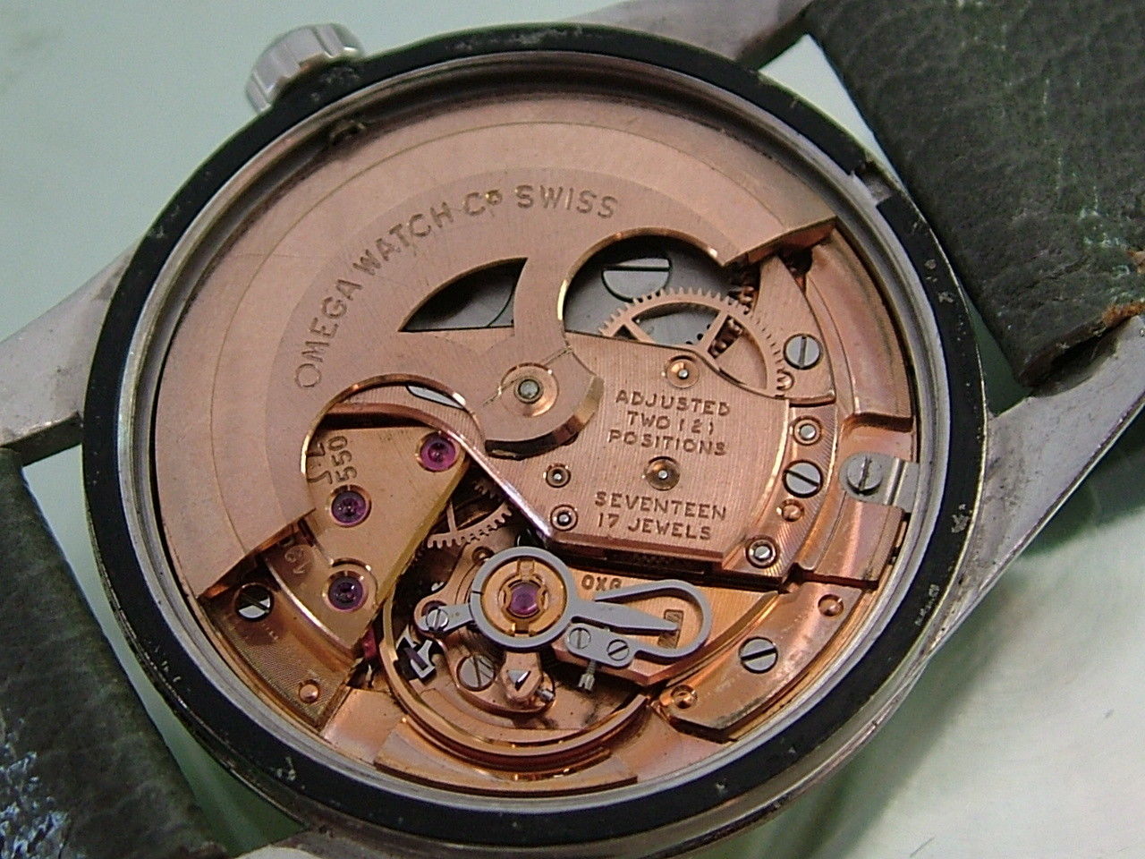 Omega caliber 550 new arrivals