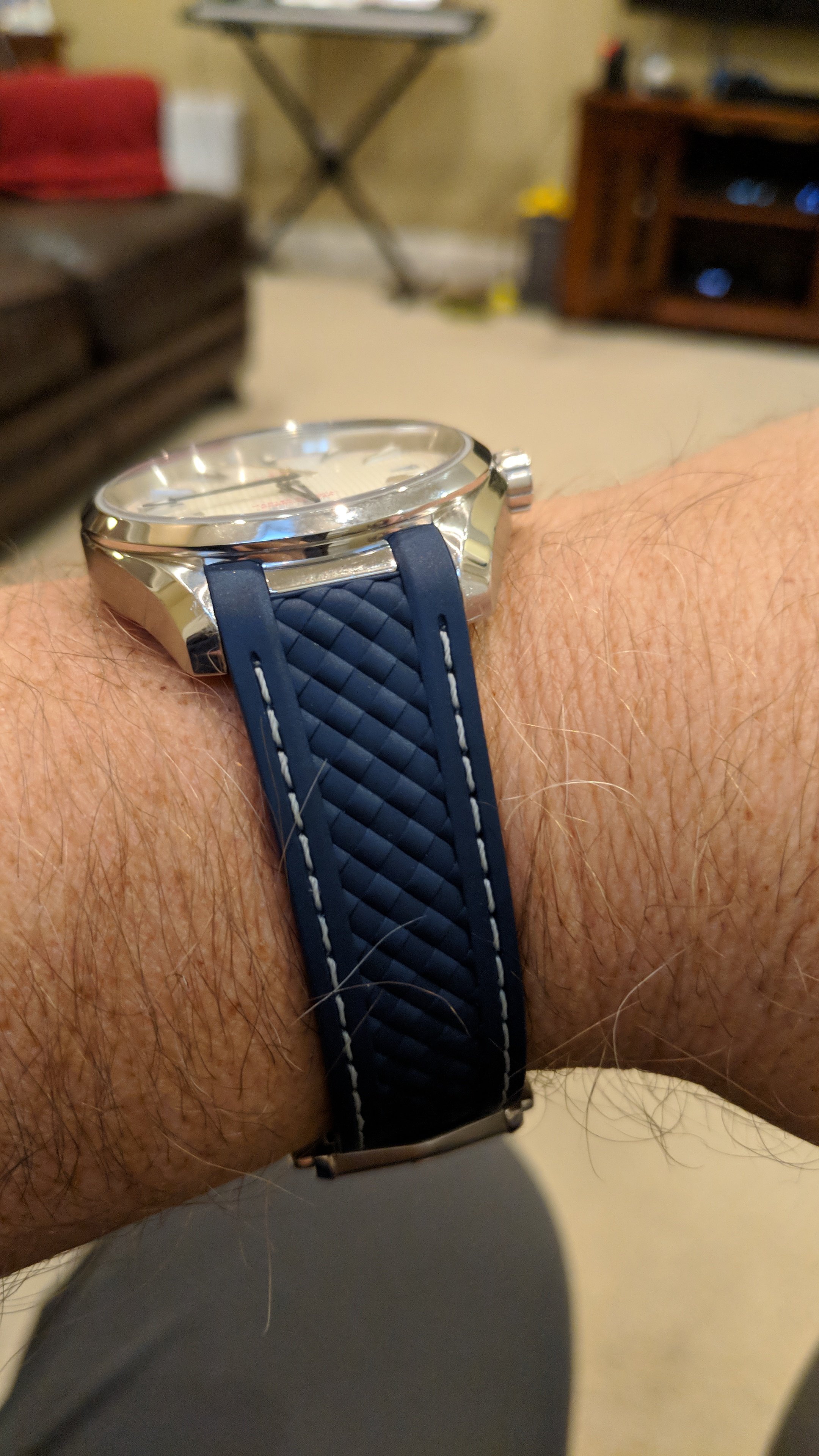 Omega aqua terra sale rubber strap replacement