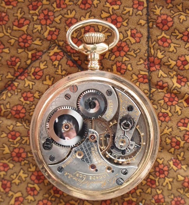 Omega pocket outlet watch movement