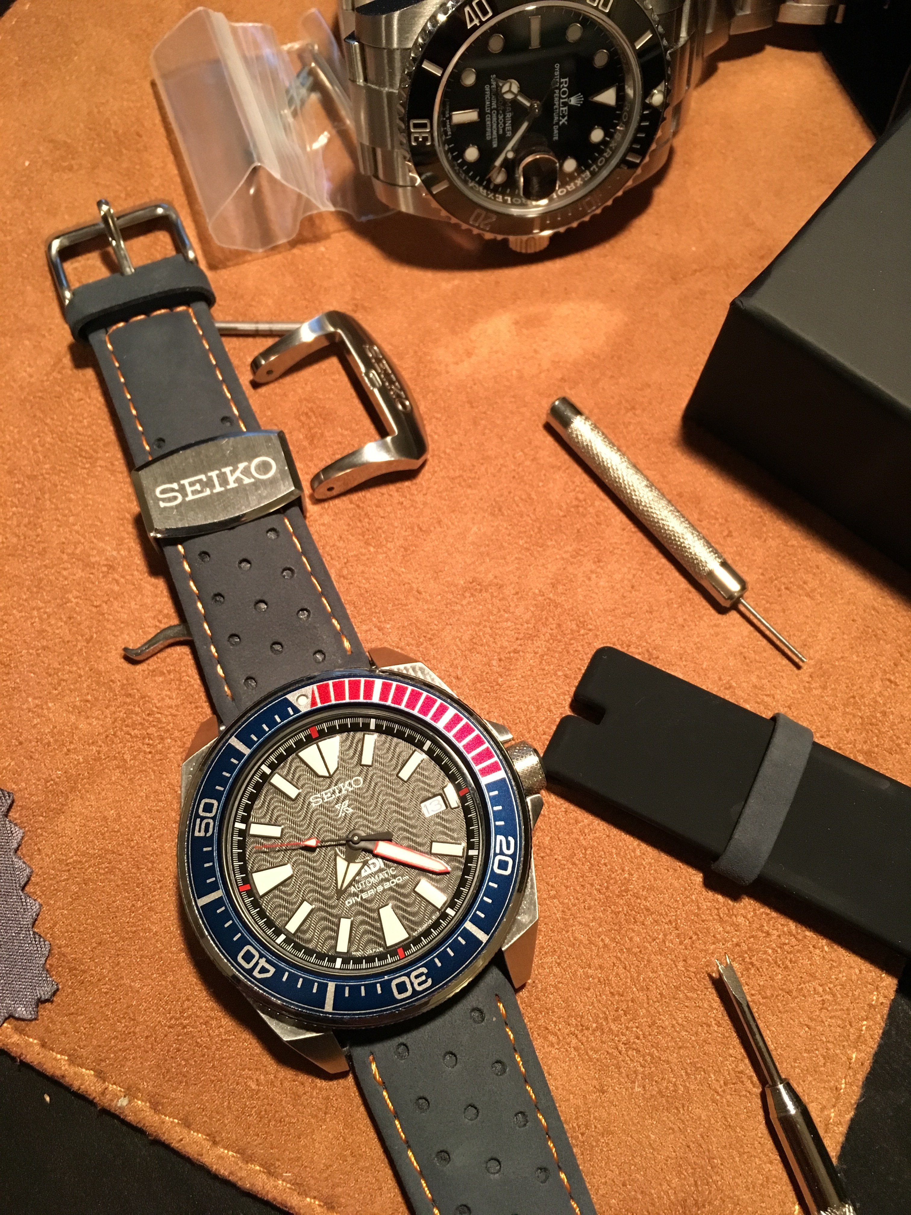 Just bought a Seiko Pepsi Samurai but looking for another strap | Omega  Forums