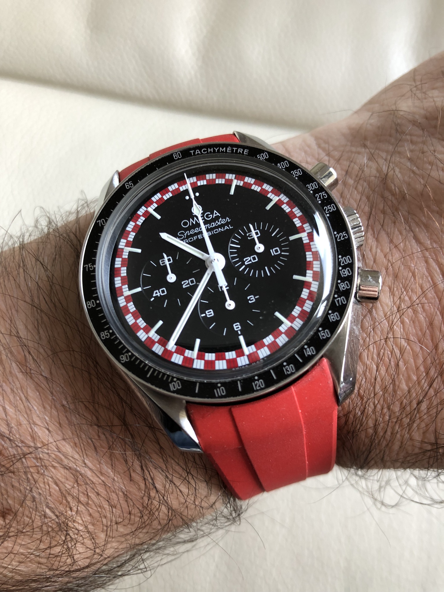 rubberB for rolex also fits Omega 