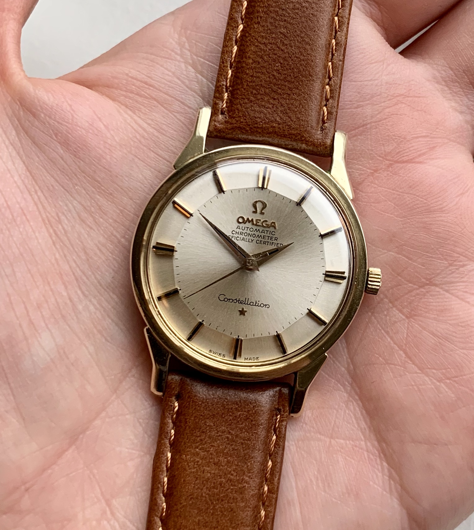 SOLD - Omega Constellation Pie Pan Dial - Gold/SS - Dog Leg Lugs