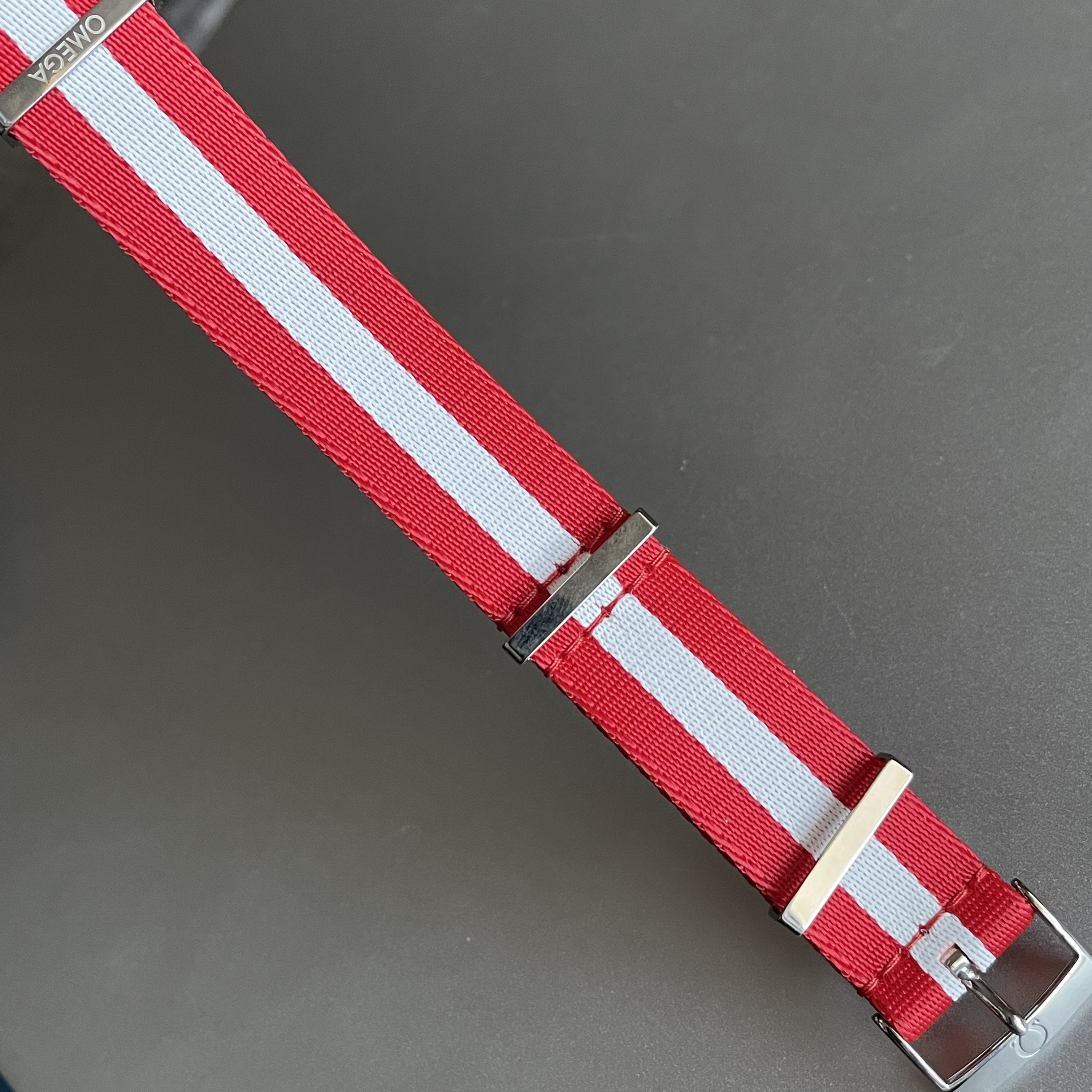 FS - Unworn Omega NATO strap red/white | Omega Forums