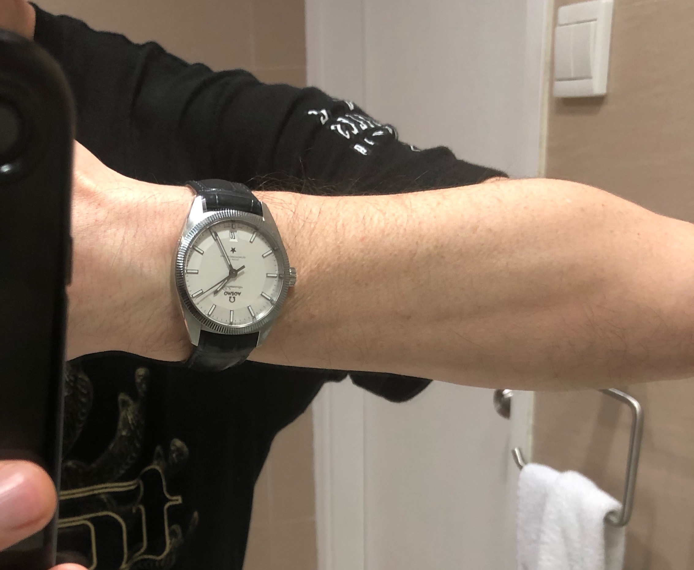 Omega globemaster on wrist best sale