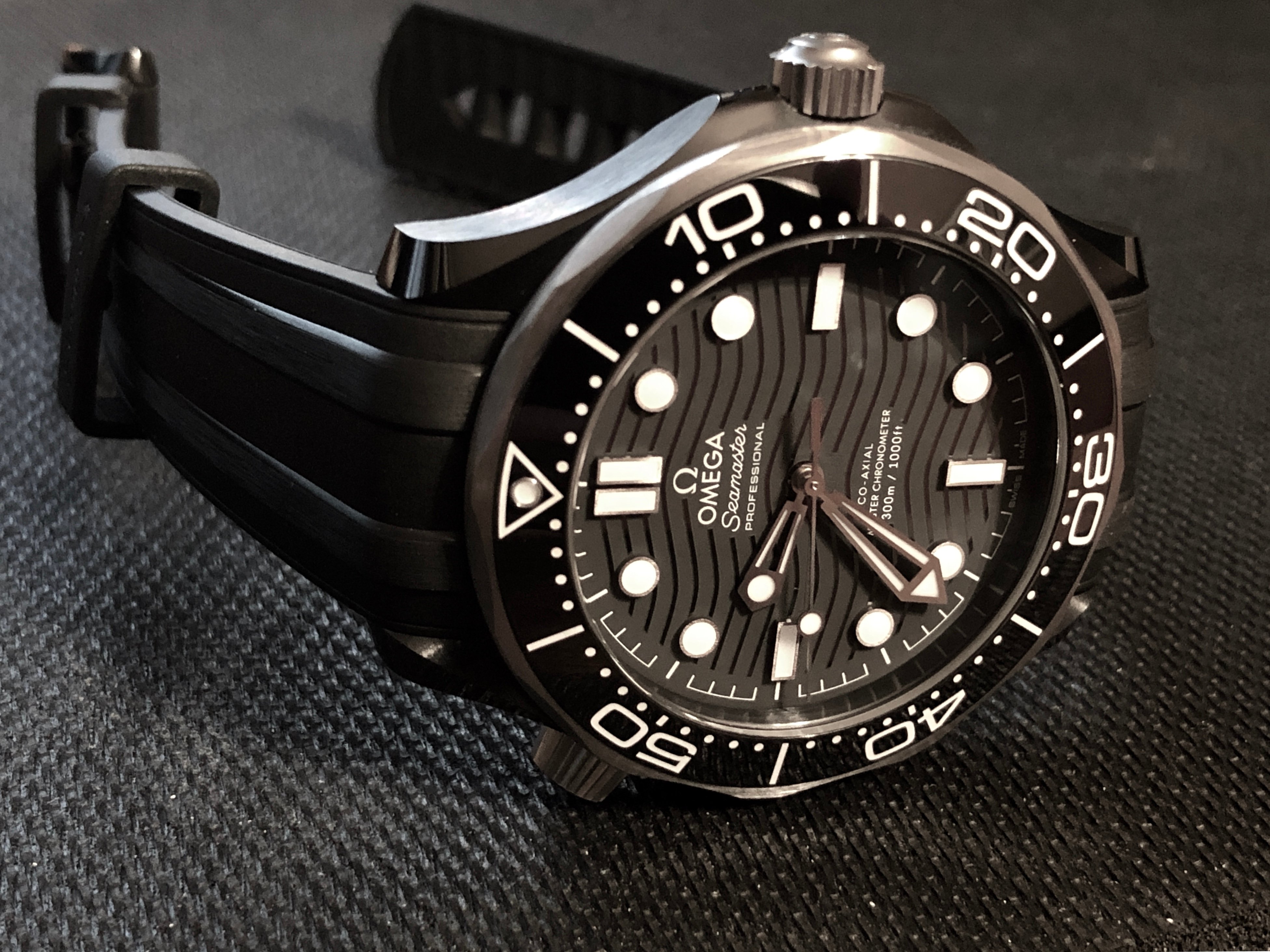 Observations on the Seamaster Pro Ceramic and Titanium Omega Forums