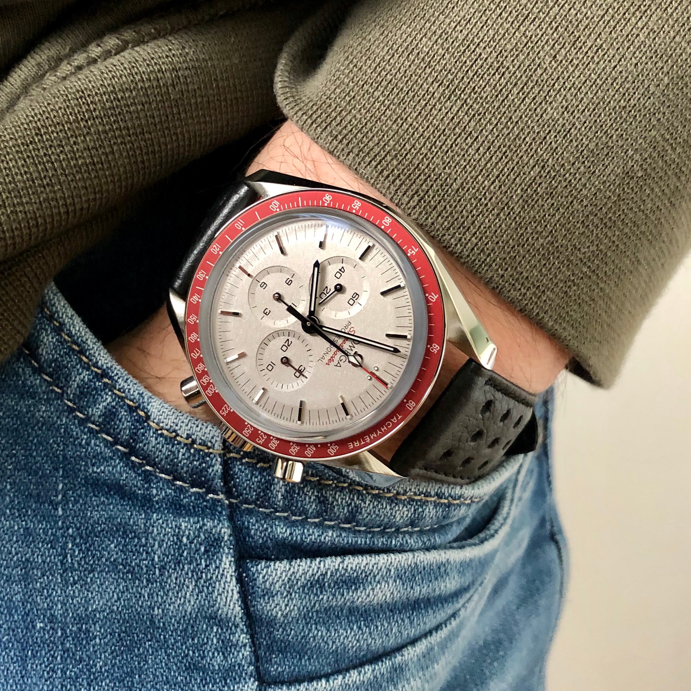 Speedmaster deals rising sun