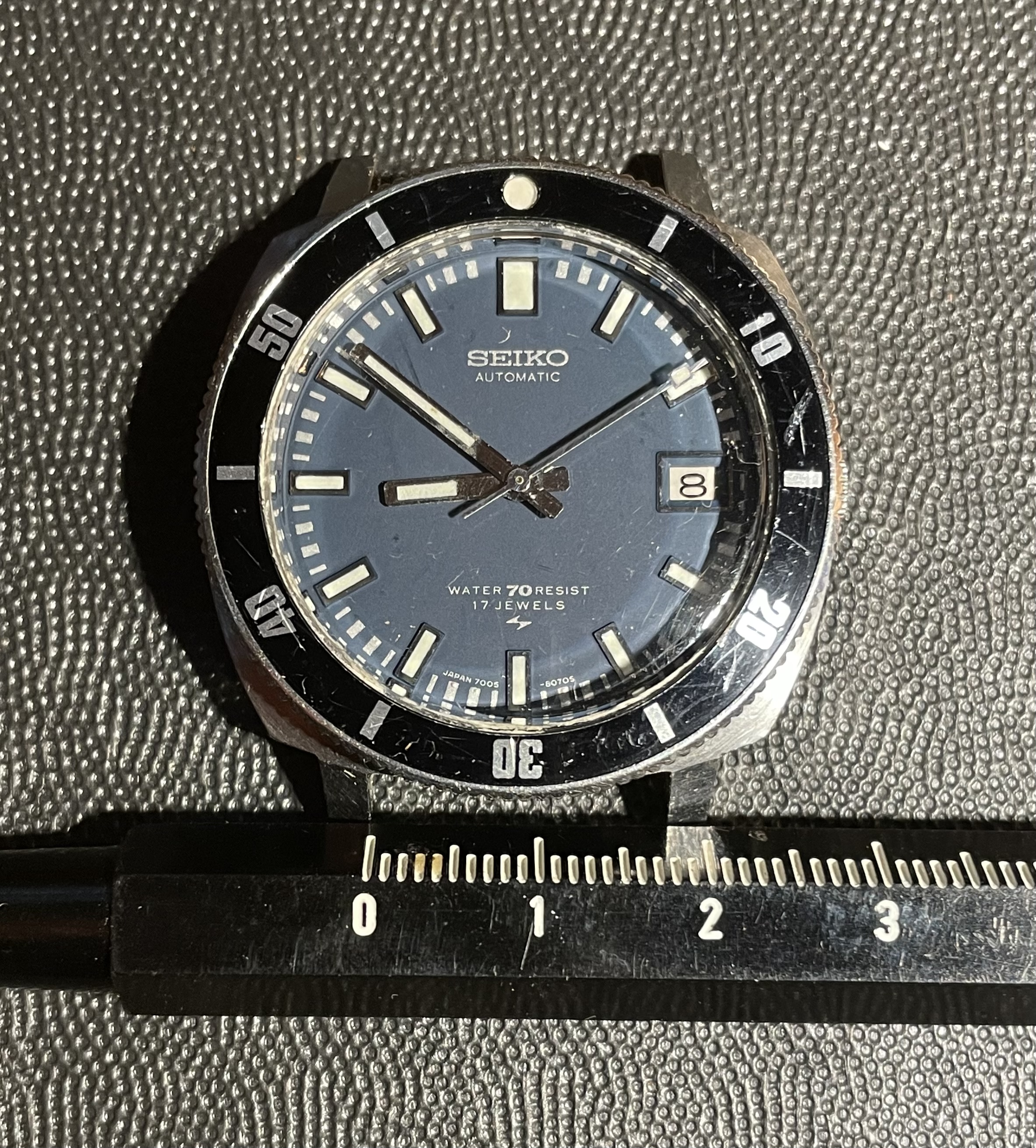 SEIKOダイバーSEIKO　早い者勝ち　ヴィンテージ　超レア　7005-8052　座布団