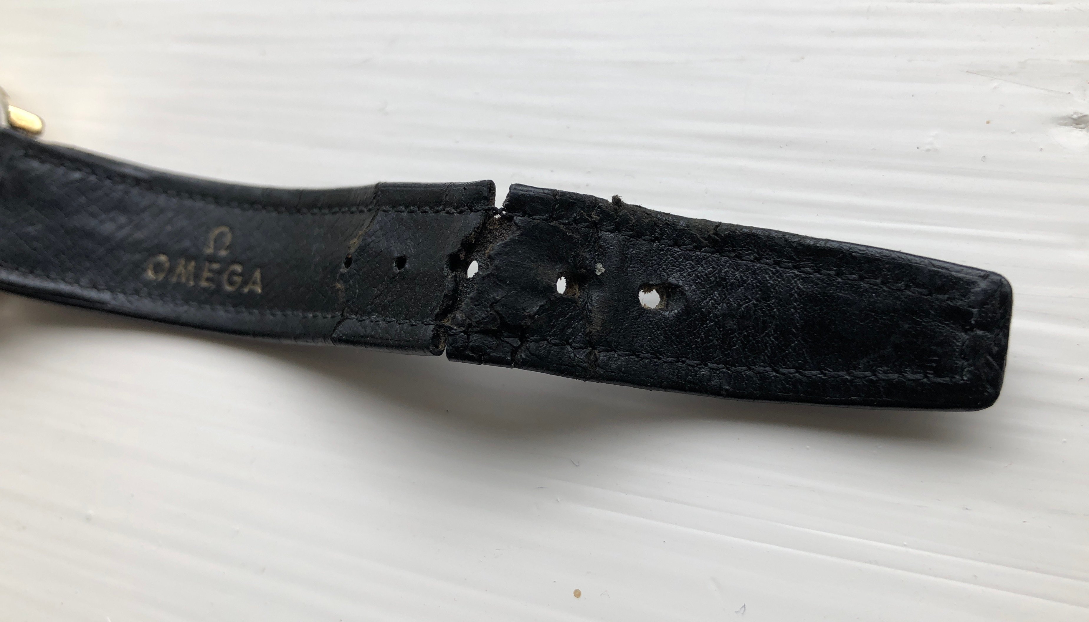 Watch discount strap repair