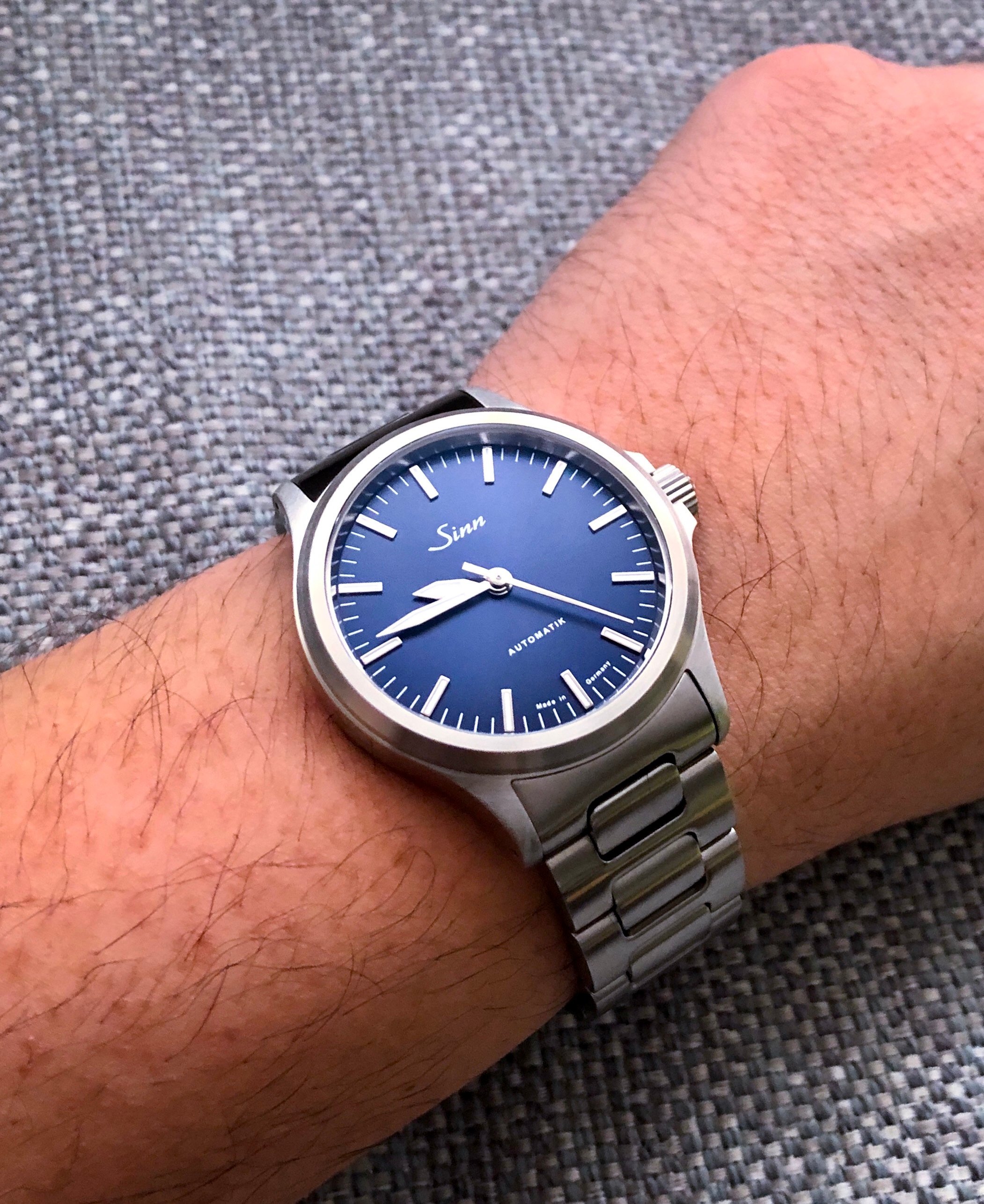 Sinn on sale 556i blue