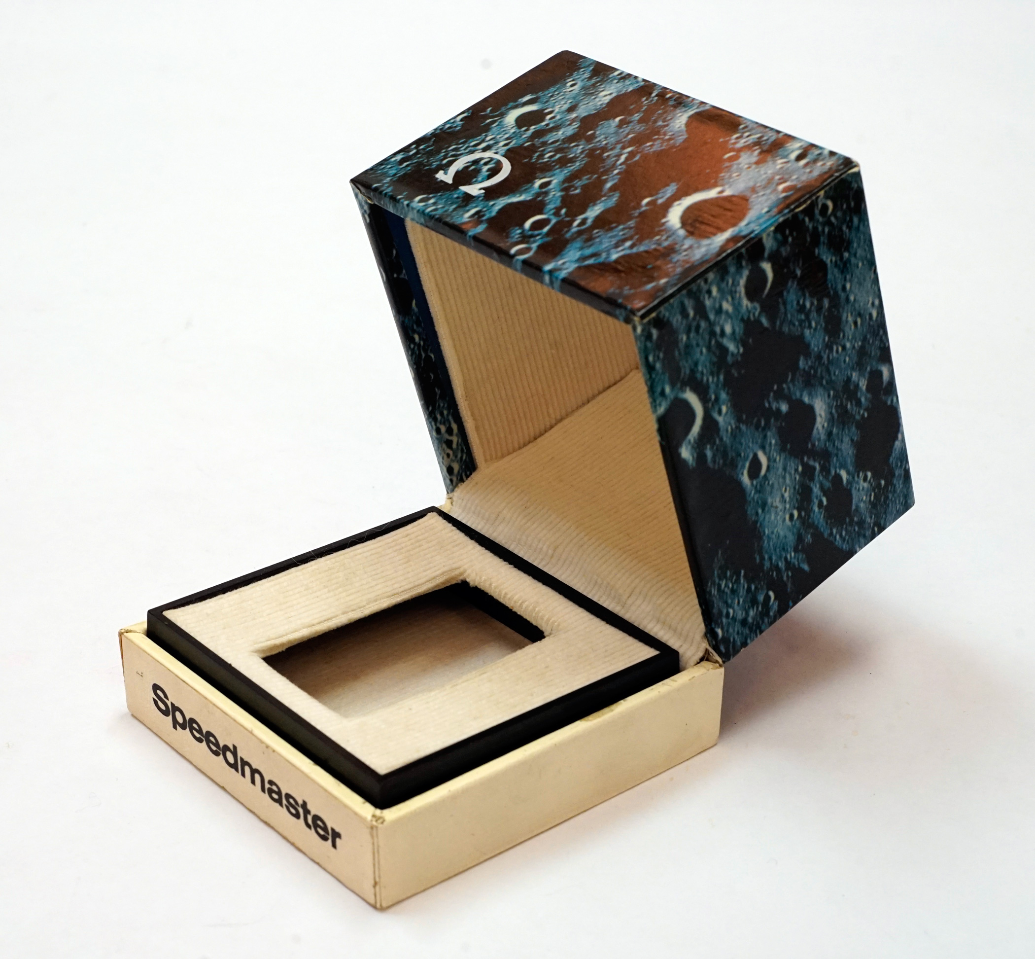 omega crater box