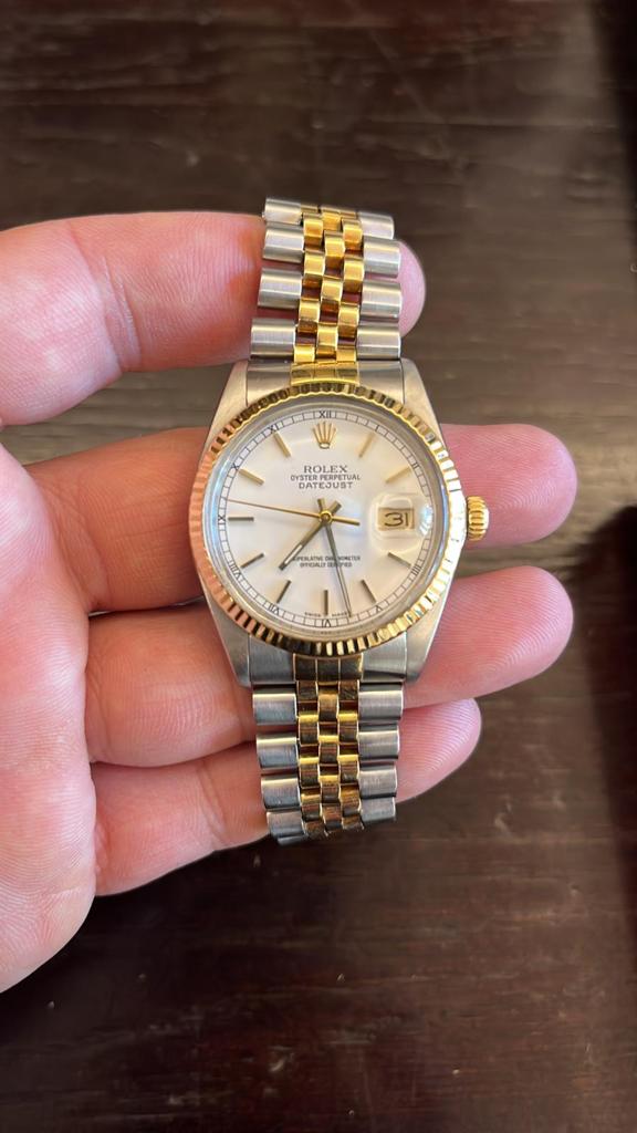 Scratched hot sale rolex glass