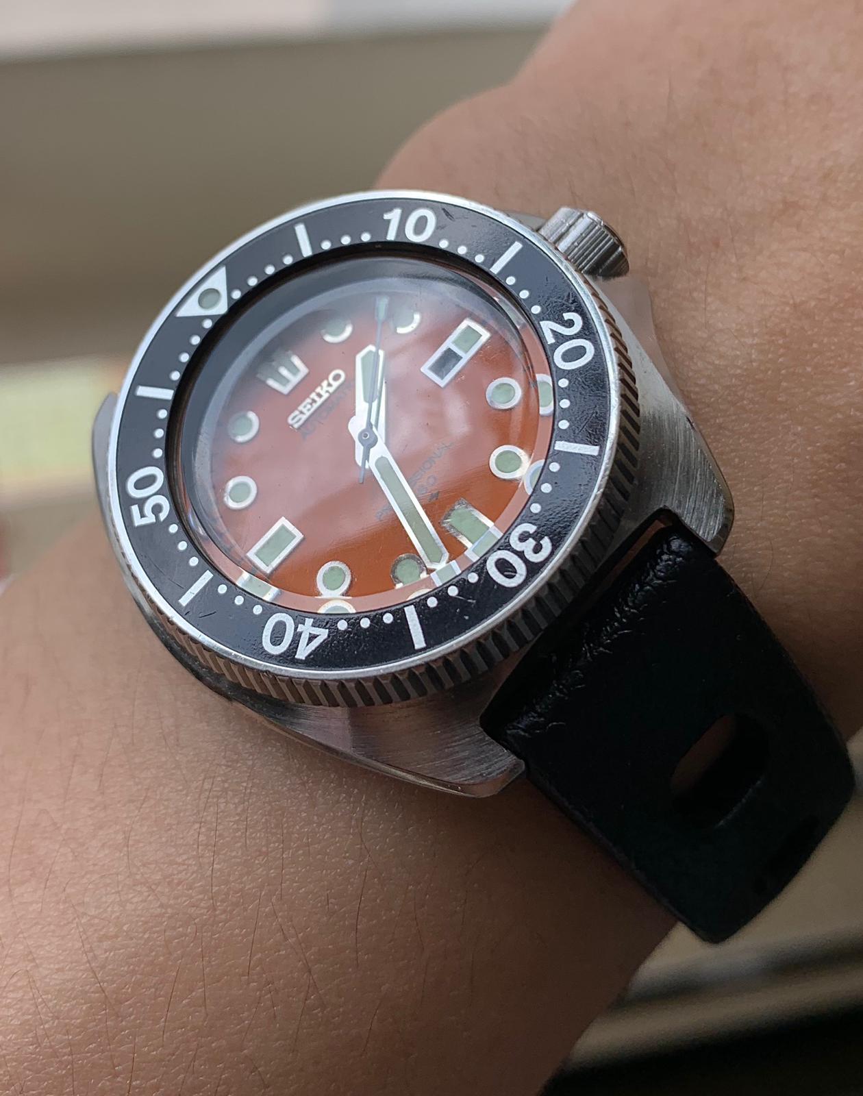 Seiko 2205 online orange