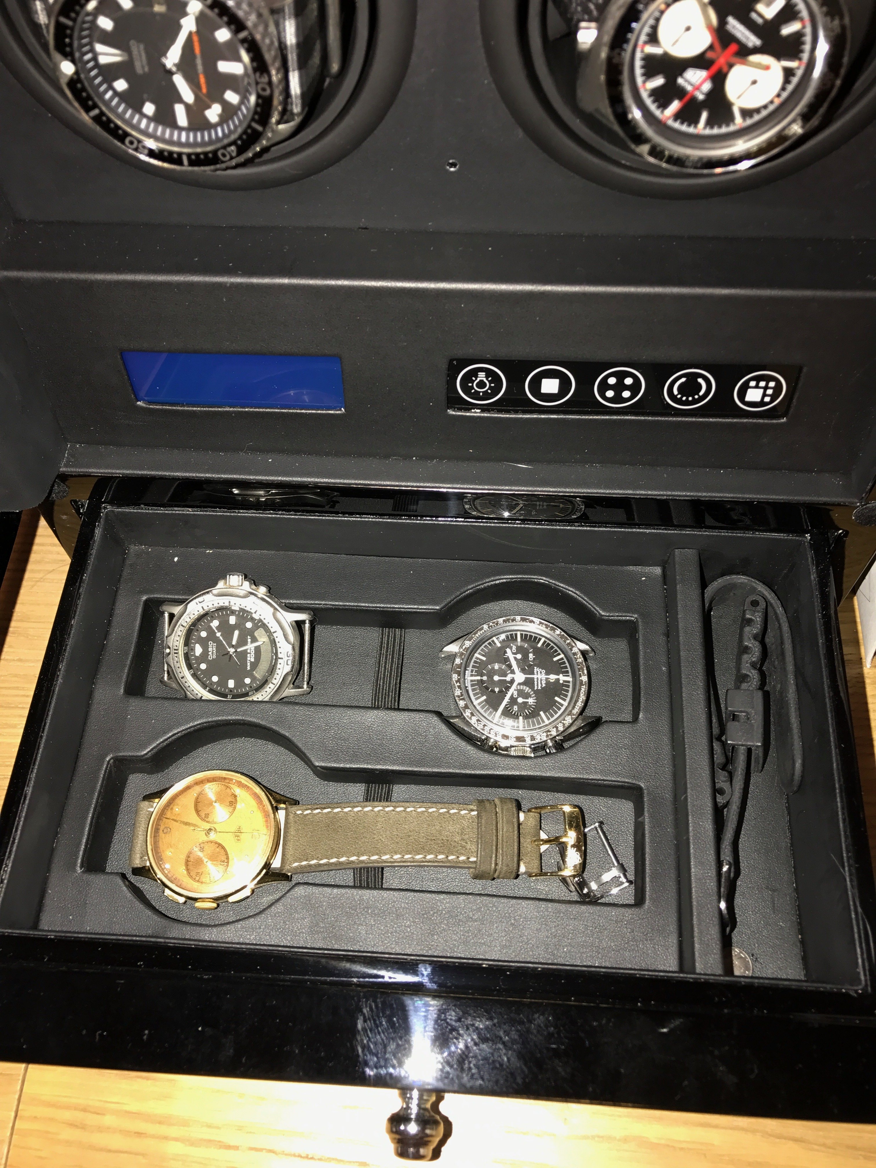 Inexpensive discount watch winder