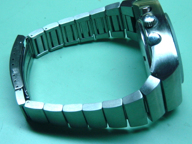 omega speedmaster 125 bracelet