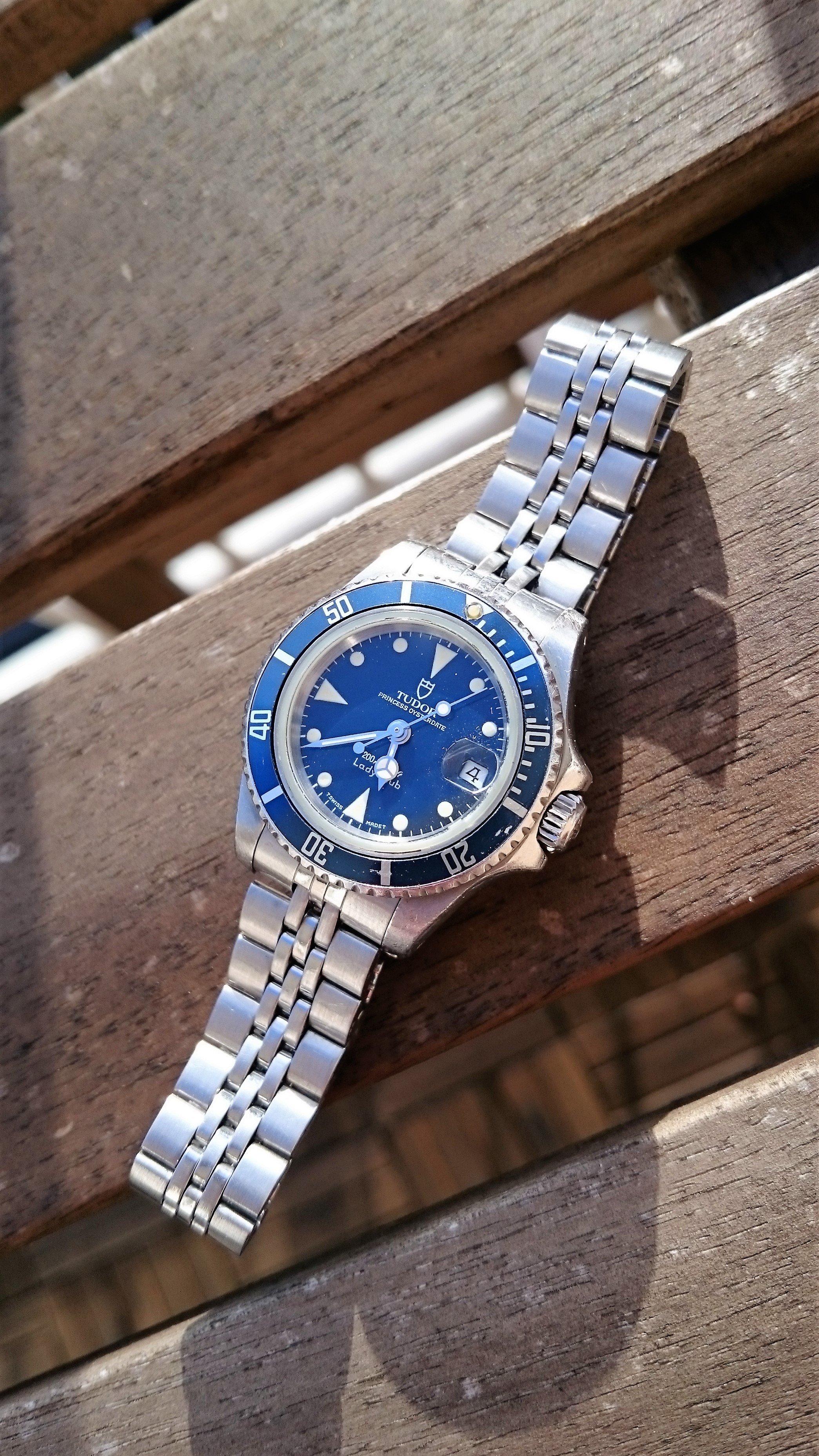 Tudor lady clearance sub