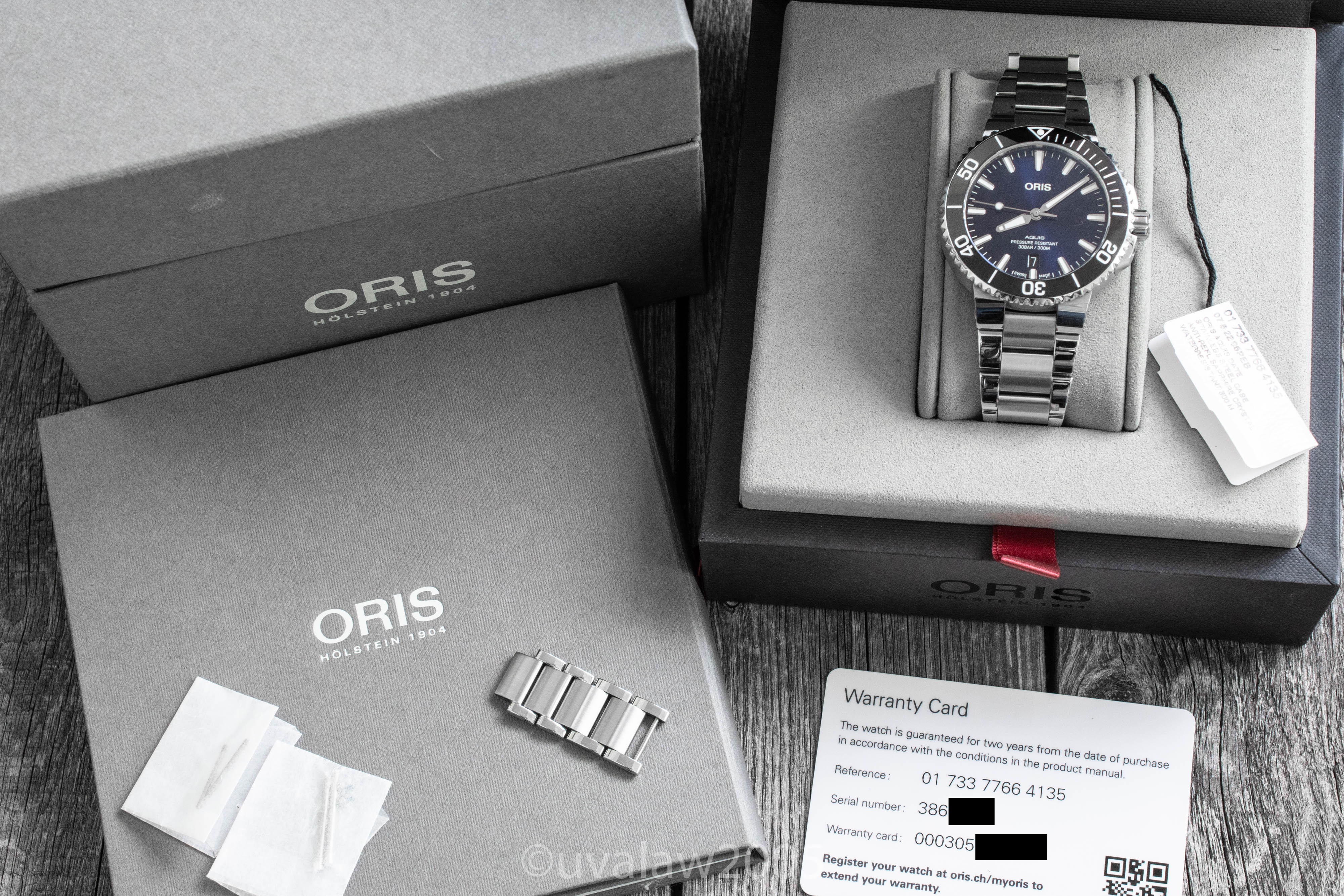 SOLD Oris Aquis 41.5mm Dive Watch Blue Dial Black Ceramic