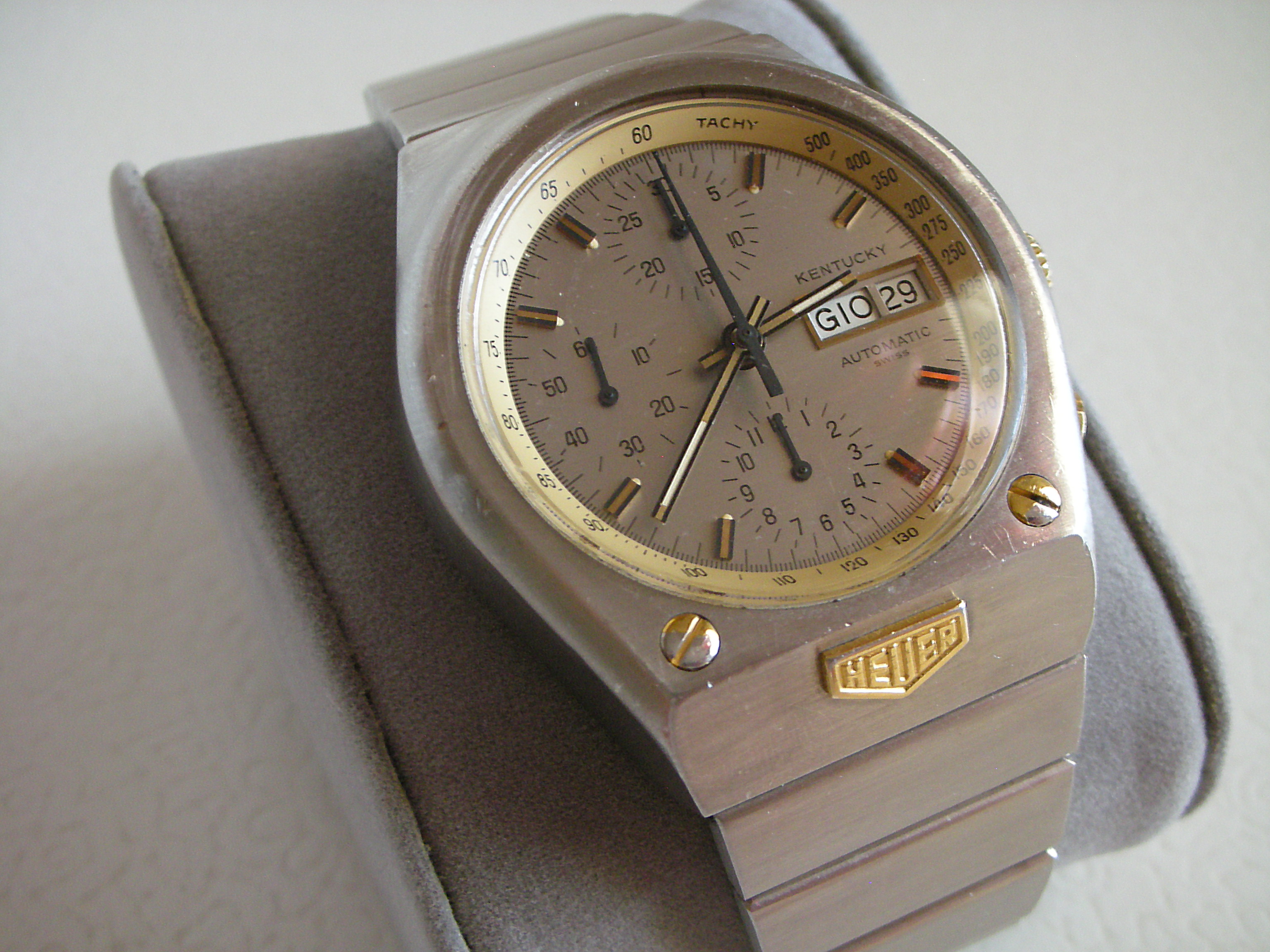 Đồng hồ nữ chính hãng Royal Crown 6305 dây đá