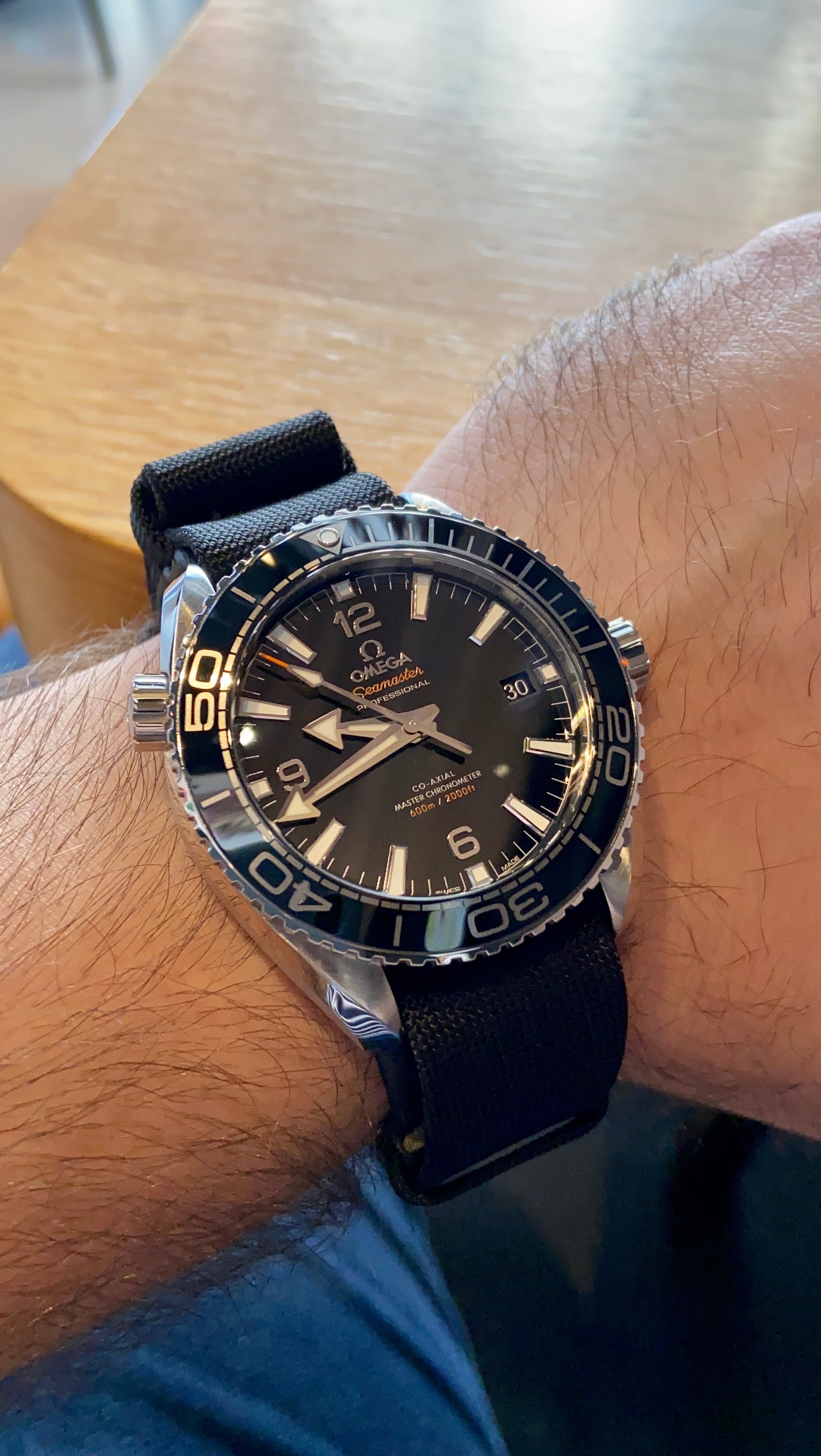 Omega planet ocean online 39.5 lug to lug