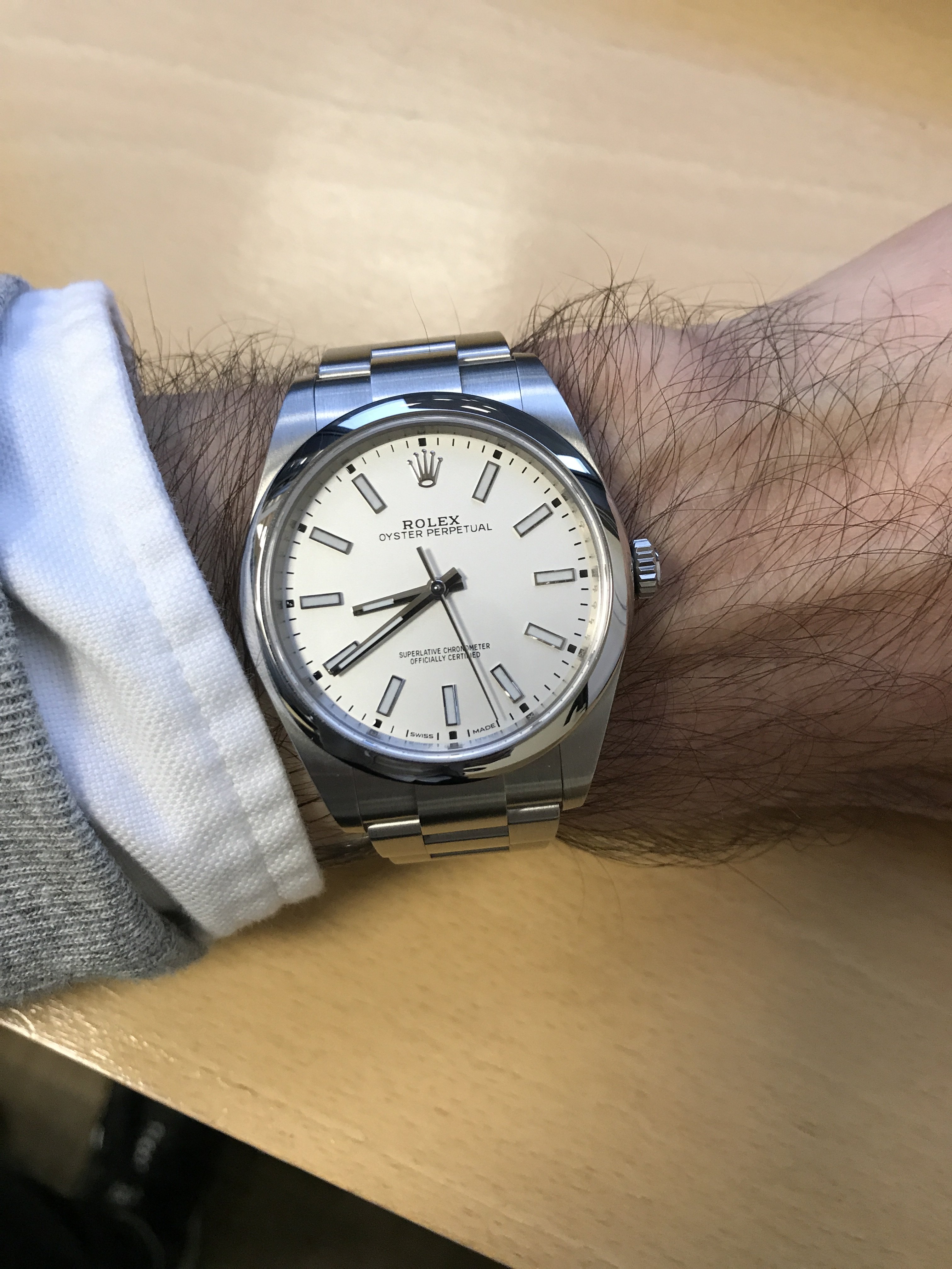 rolex oyster perpetual 39 on wrist