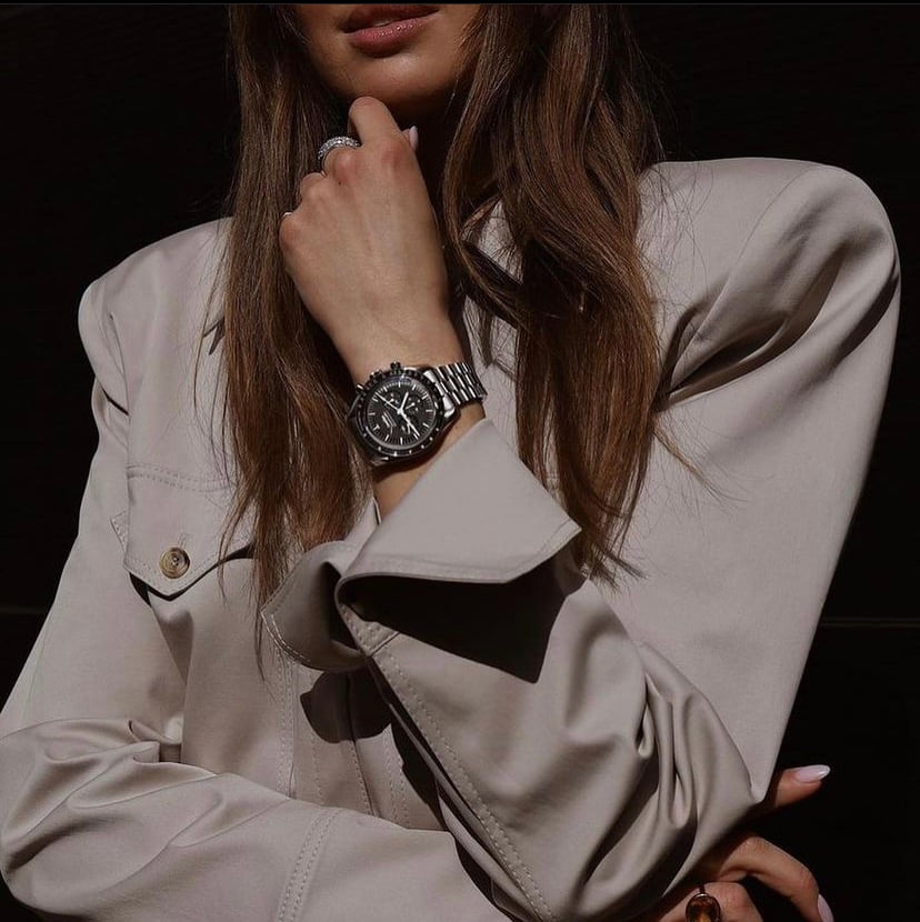 42mm watch on woman's wrist sale