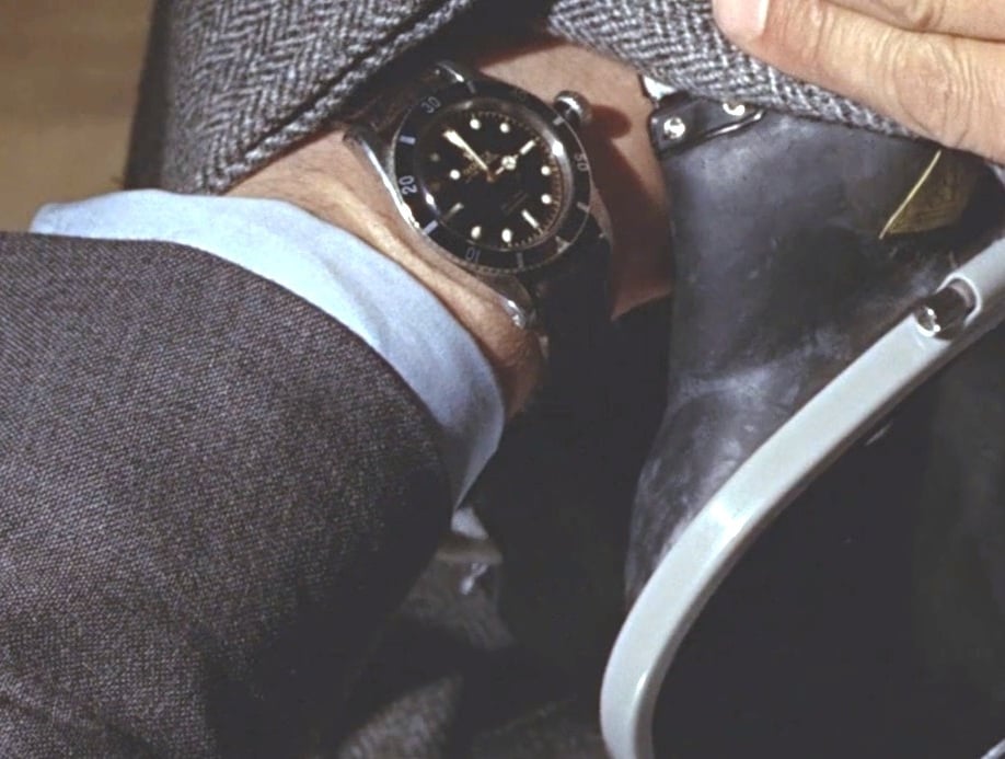 Did Connery s Bond wear his Sub on a Brown not Black strap in Dr