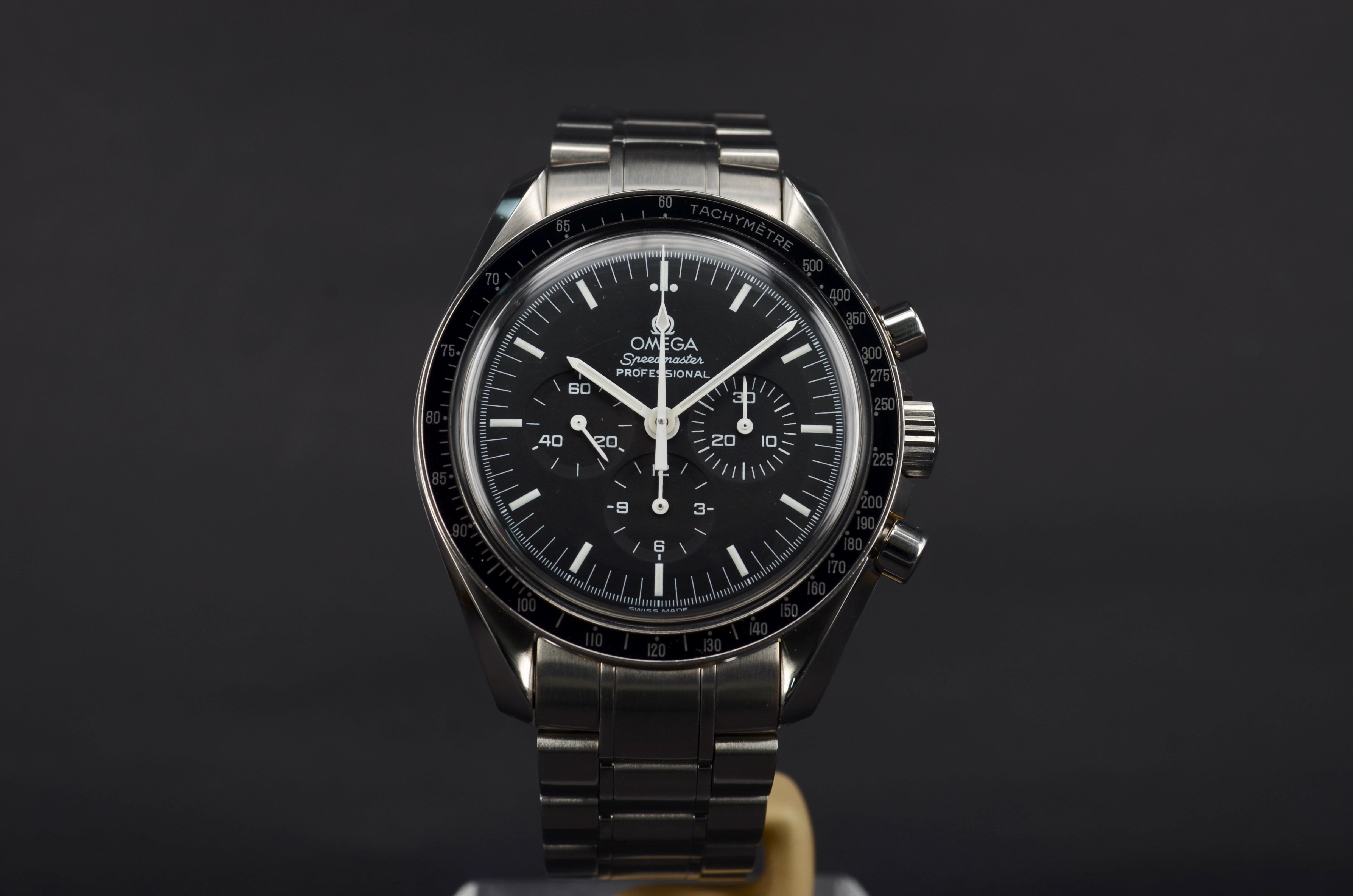 omega apollo 17