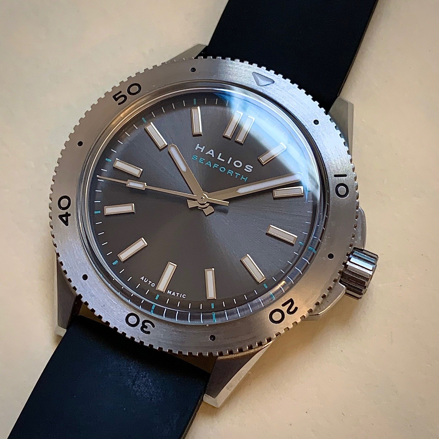 SOLD Halios Seaforth No Date Diver Grey Sunburst Dial Steel