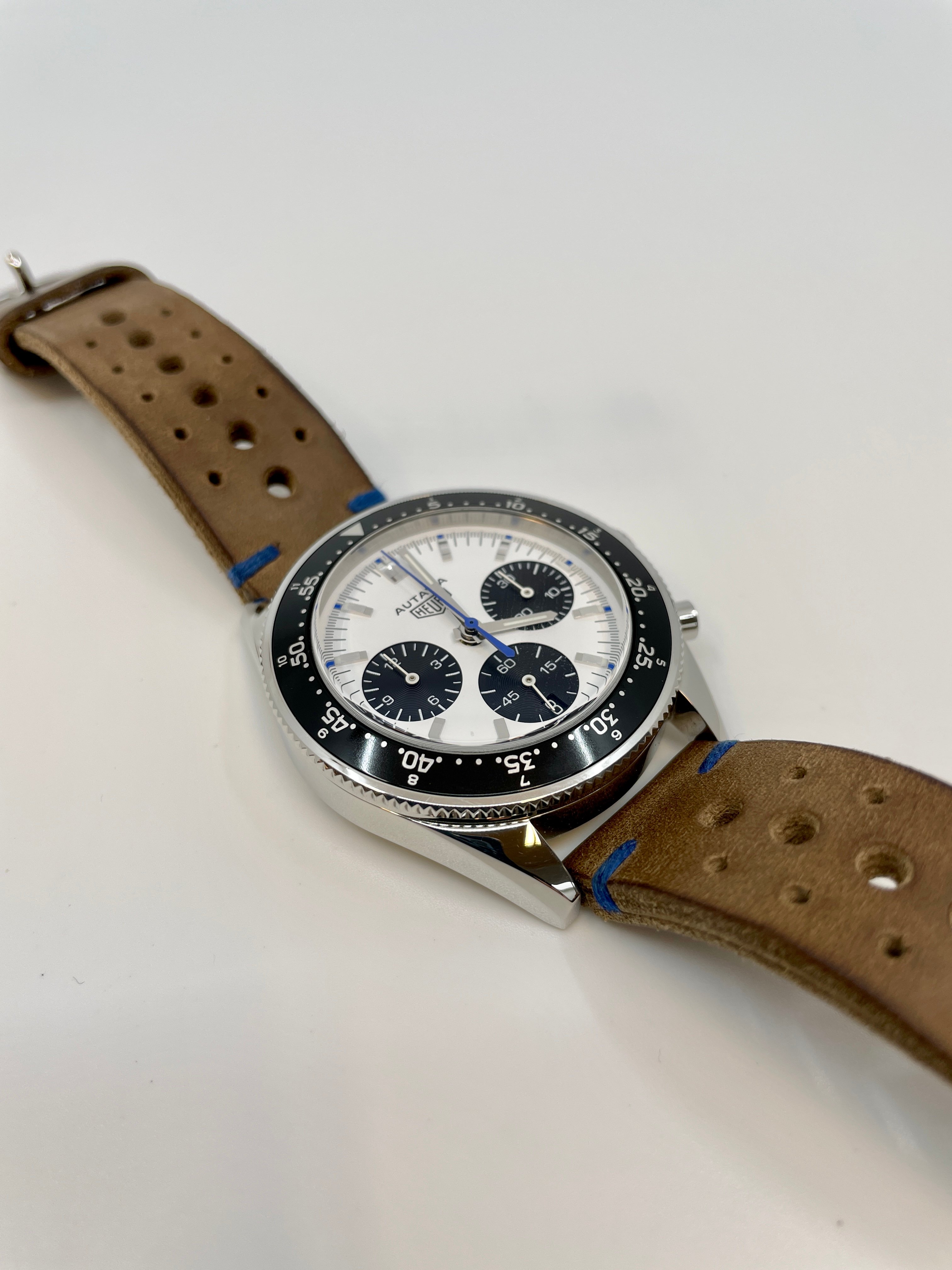 SOLD Heuer Autavia Siffert CBE2114 Calibre 11 LE Omega Forums