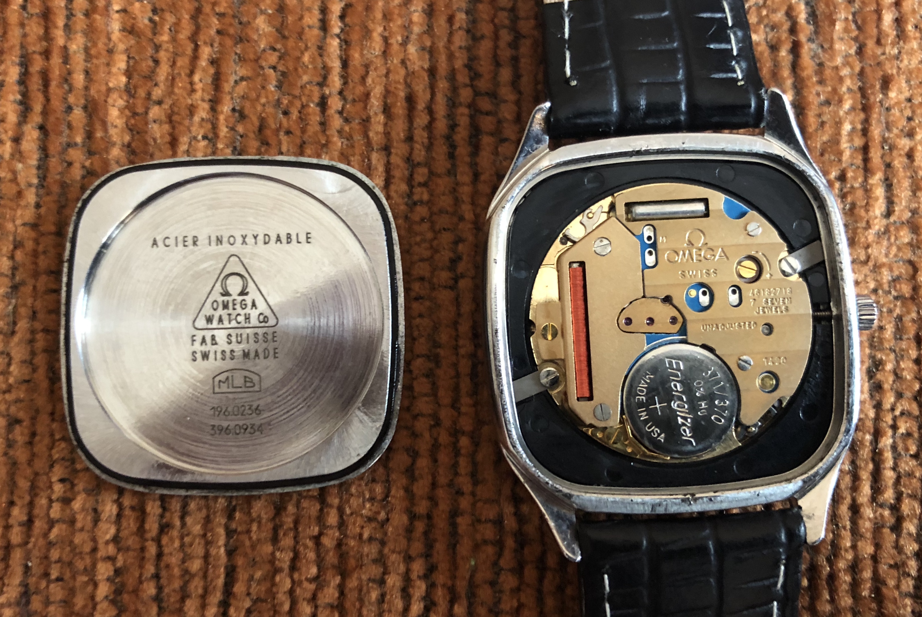 Really weird quartz Omega seamaster anomaly! HELP ! | Omega Watch