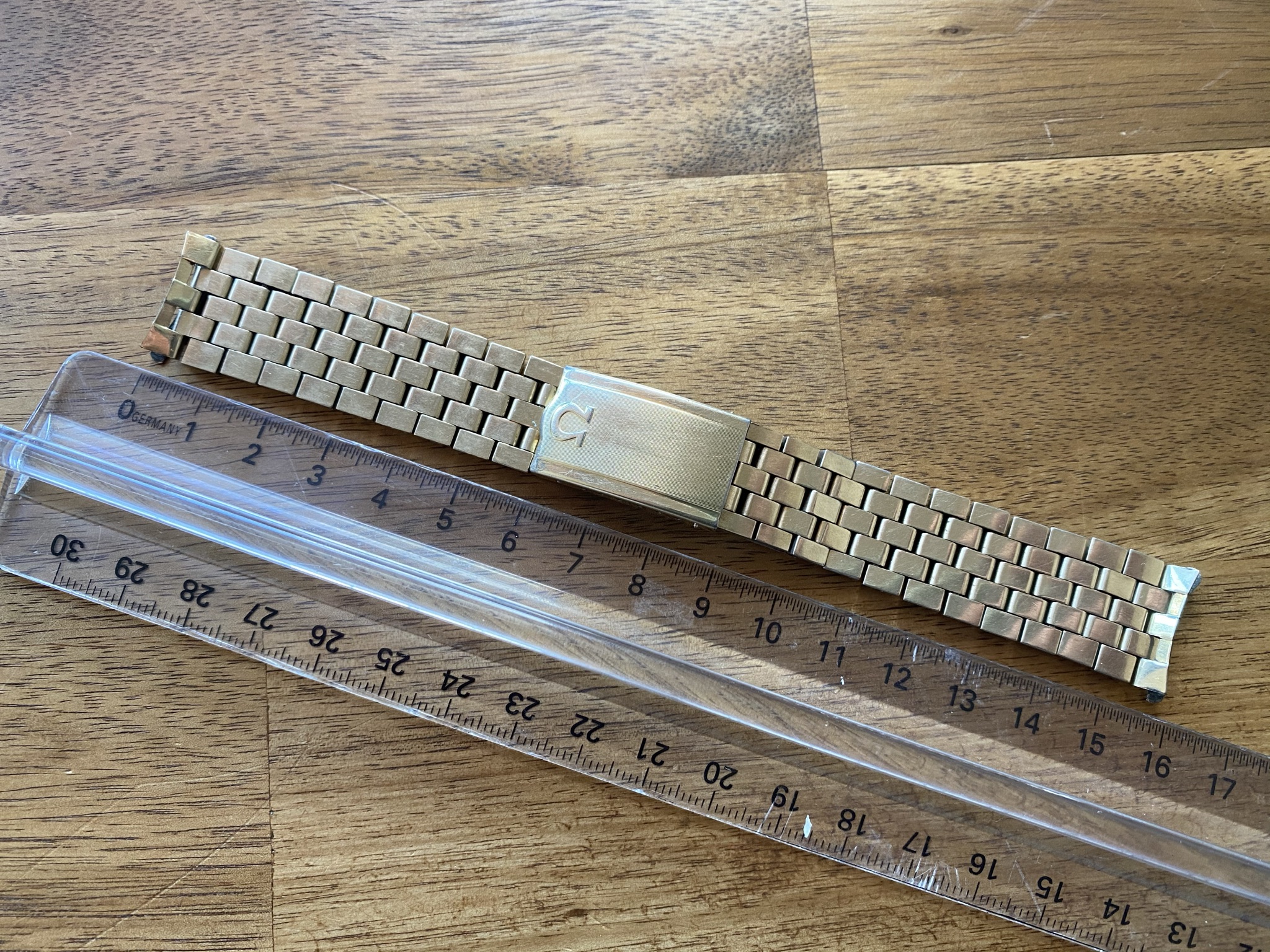 SOLD - Omega 1040 / 518 brick bracelet (gold-plated) for C-Shape  Constellations -160€- | Omega Watch Forums