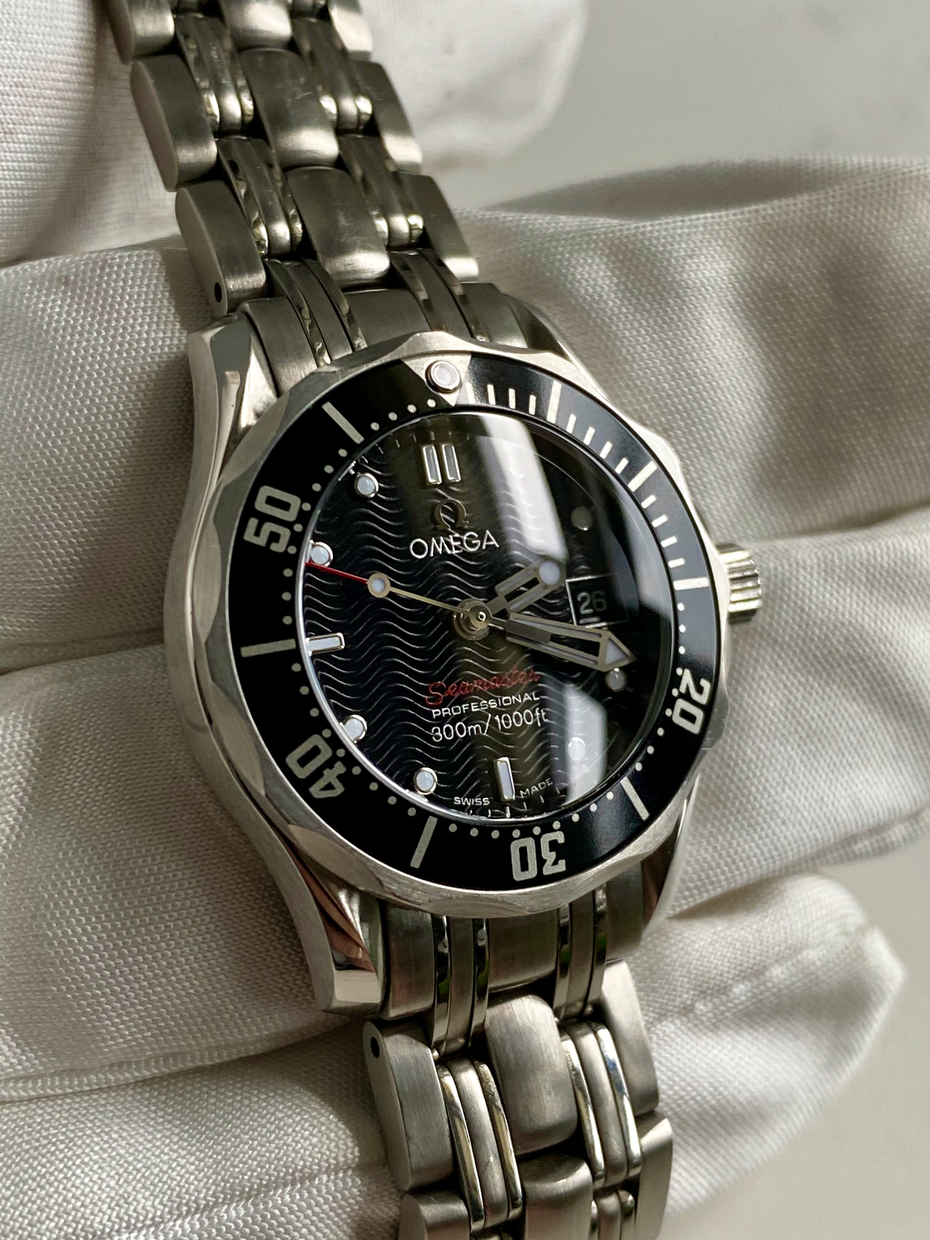 Diver 300m quartz 28 on sale mm