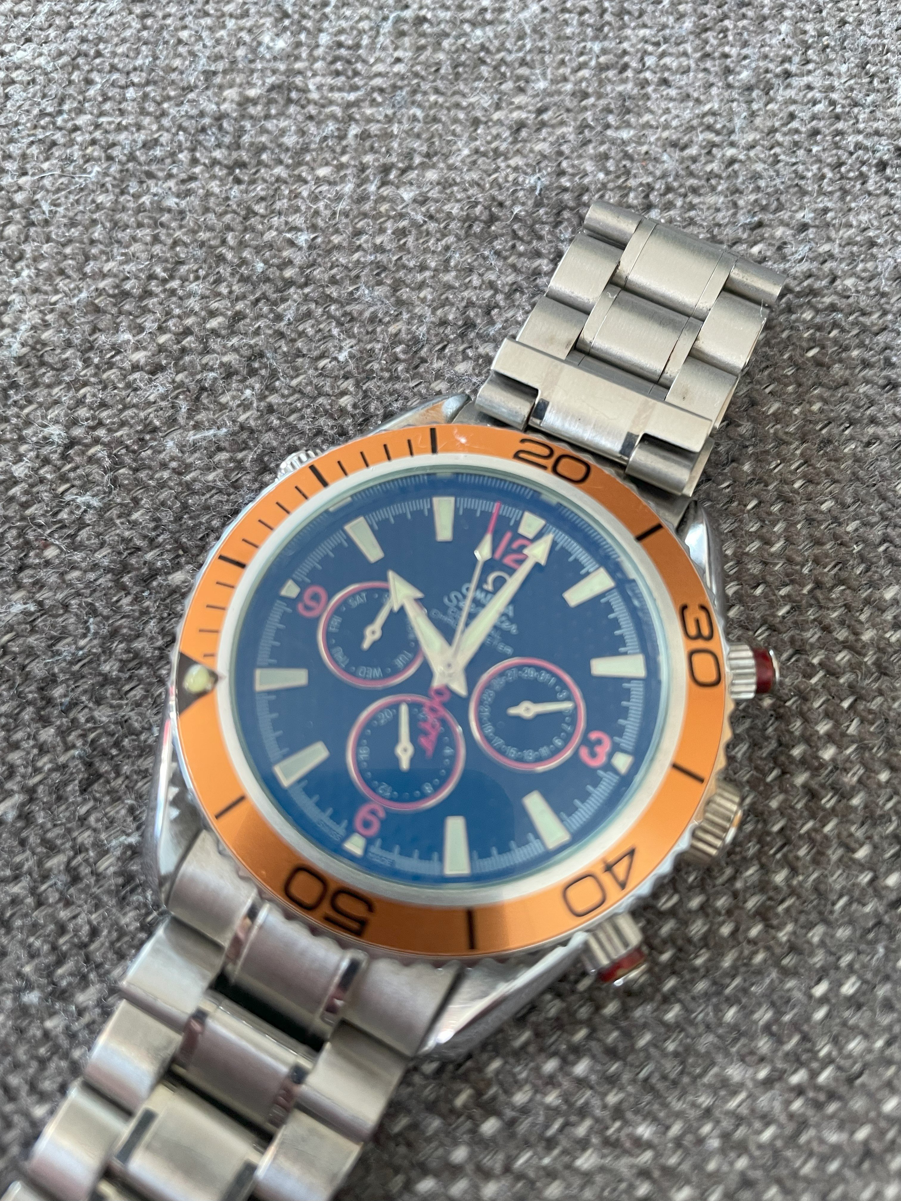 Omega seamaster 007 orange sale