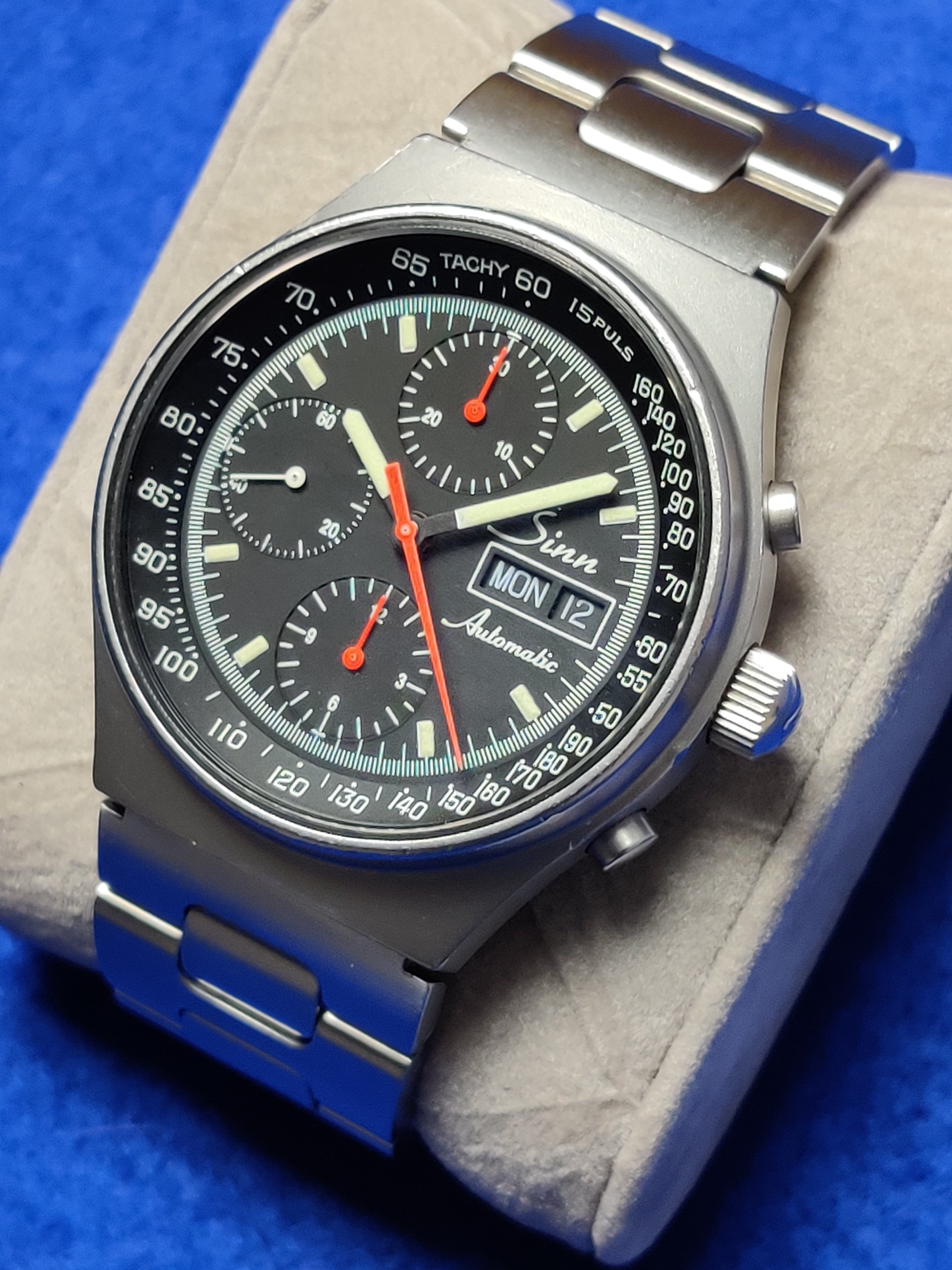 Sinn hot sale valjoux 7750