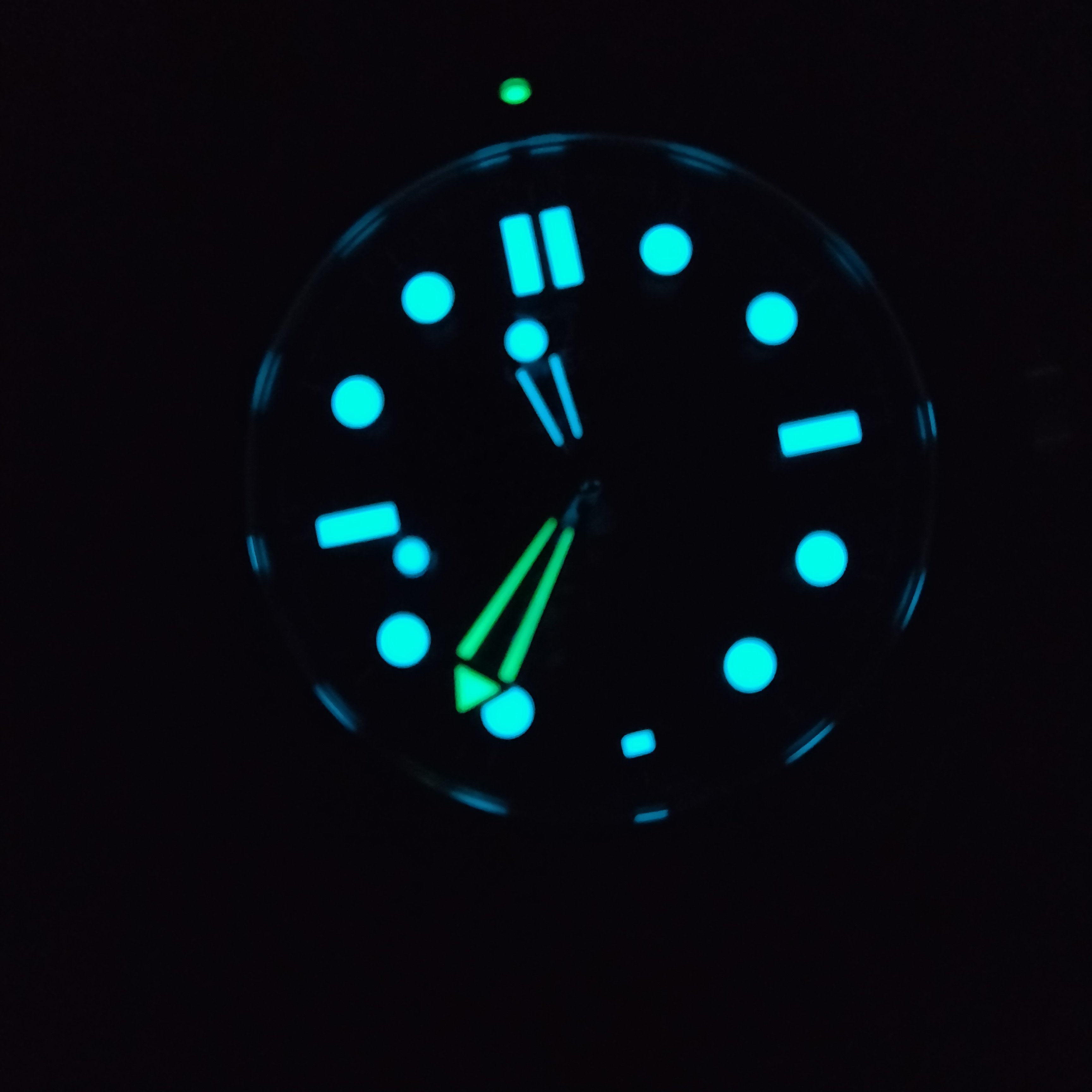 Lume on Seamaster 300m Omega Forums