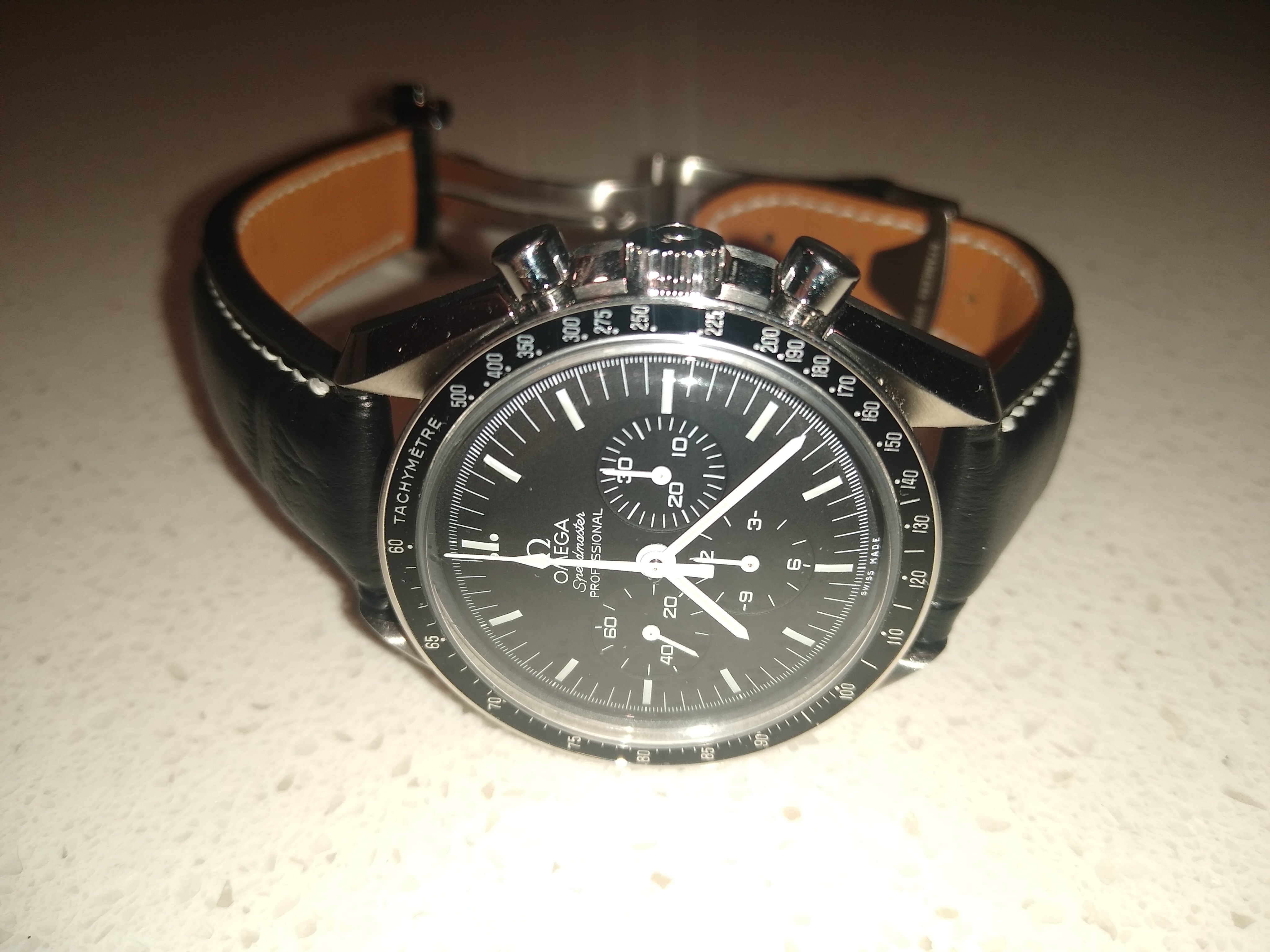 Omega speedmaster shop leather deployment strap