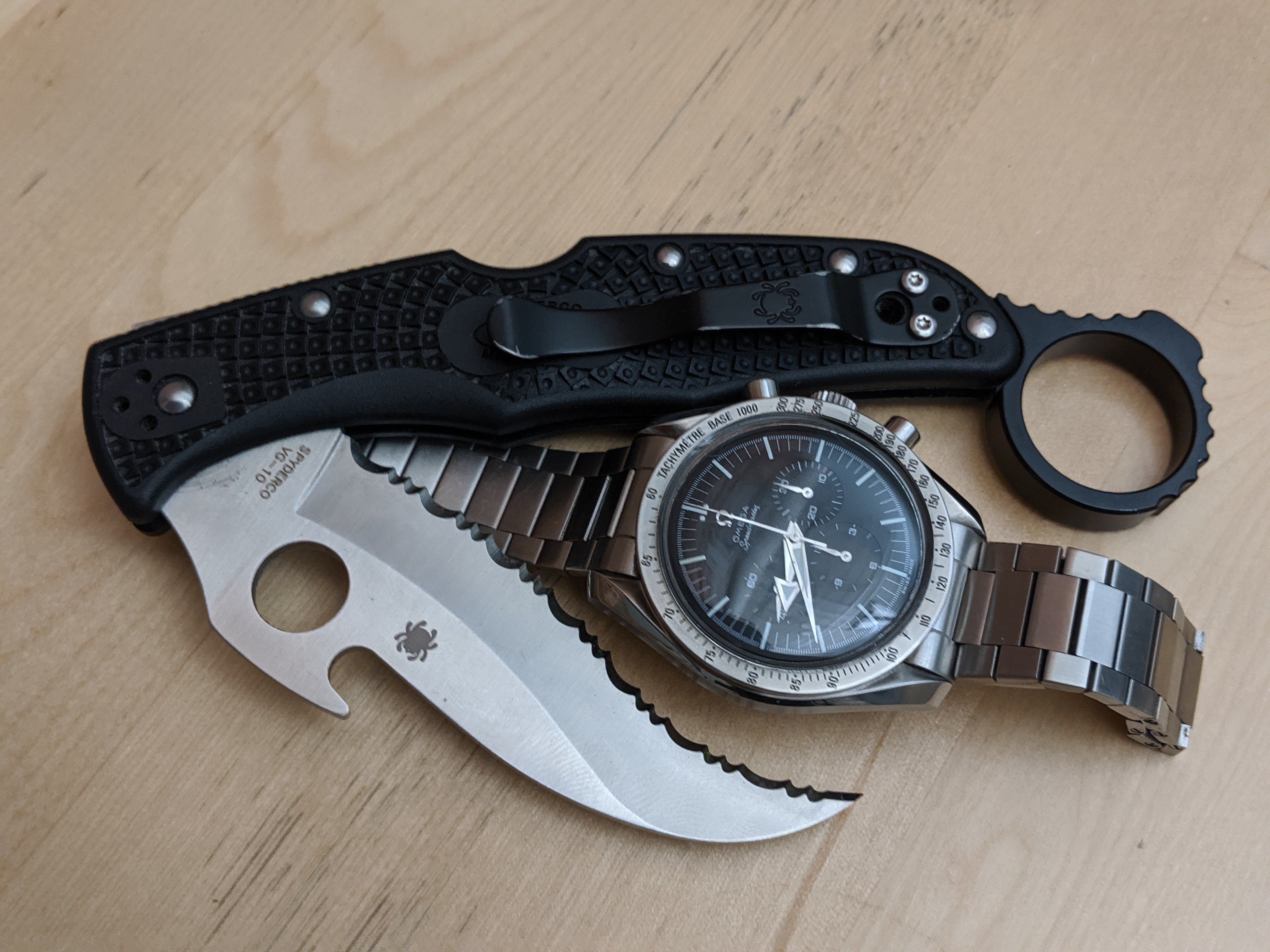 A couple Helle knives. - Spyderco Forums