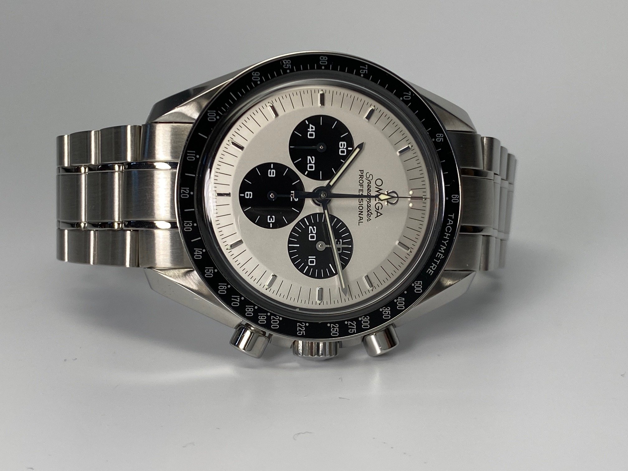 SOLD Omega Speedmaster Chronograph Panda ref 3570.31 Mitsukoshi