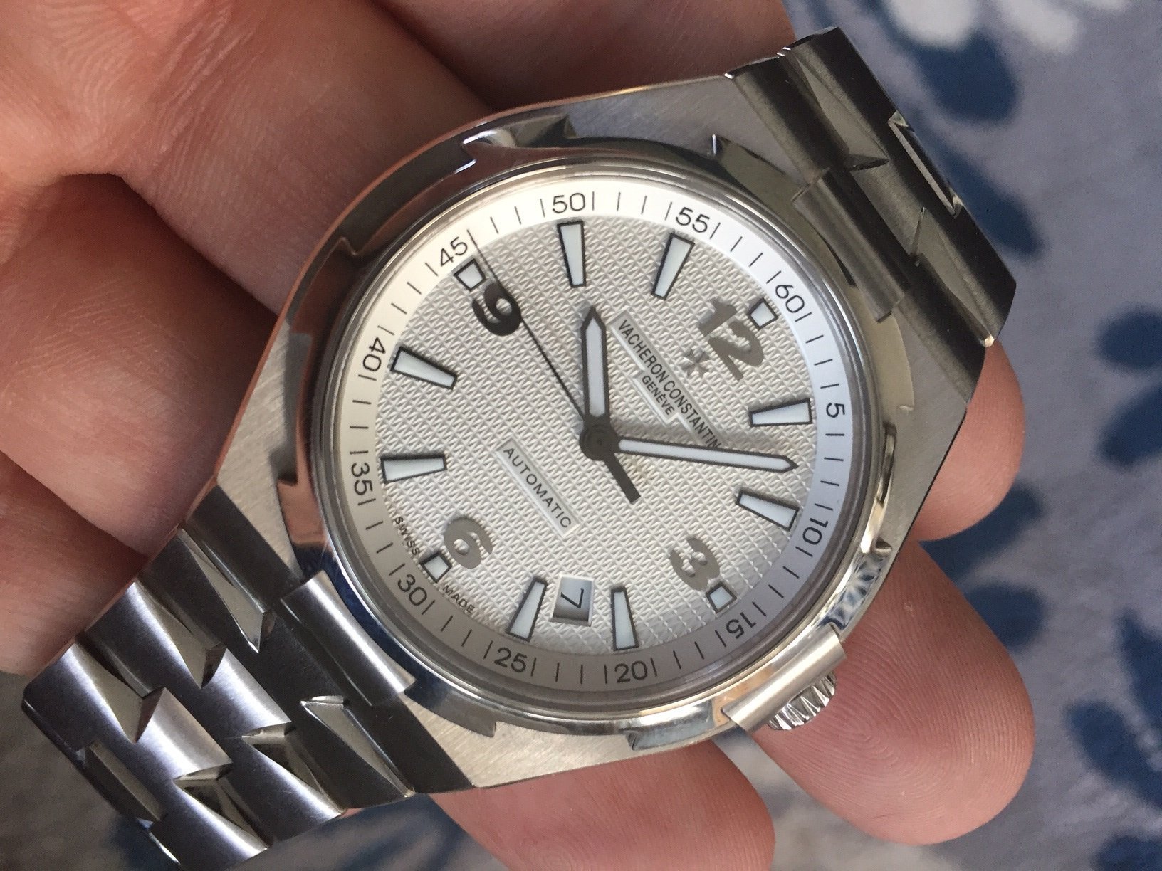 SOLD Vacheron Constantin Overseas 3 hander Silver guilloche